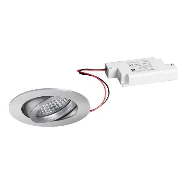 Ein runder LED-Einbaustrahler mit silbernem Gehäuse, verbunden mit einem externen weißen Transformator durch rote und schwarze Kabel.