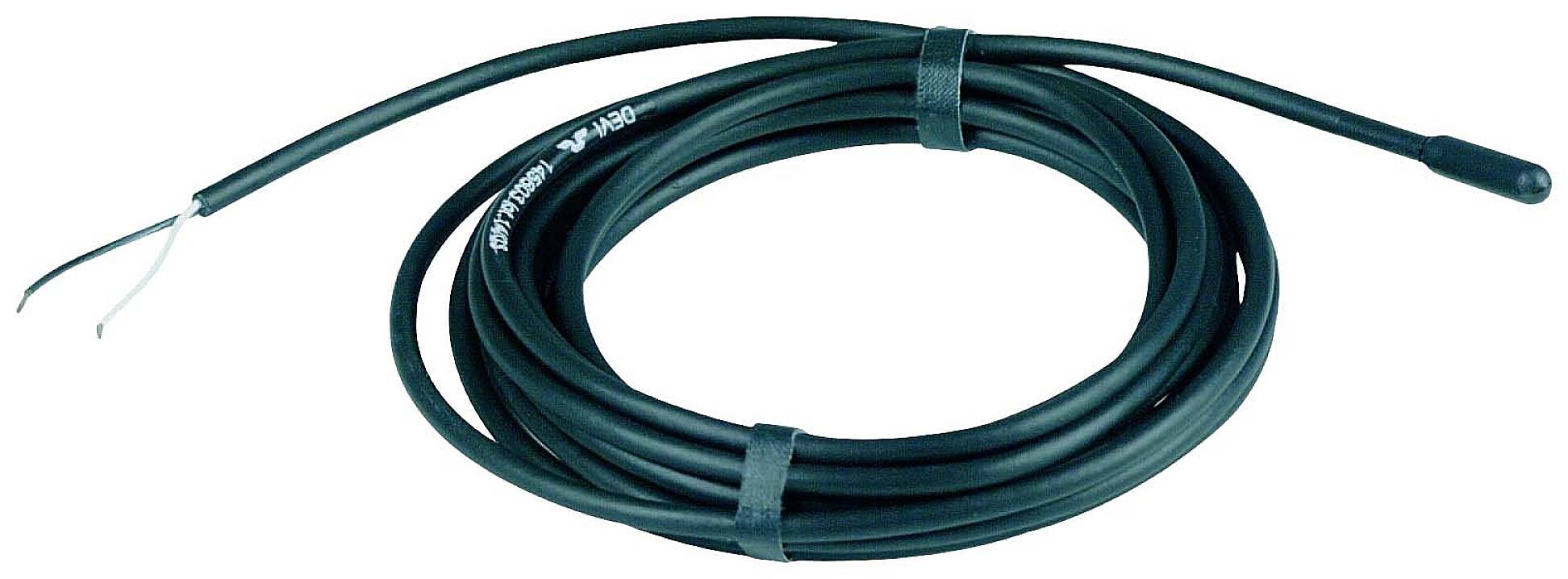 Ein zusammengerolltes schwarzes Kabel mit offenem Ende.