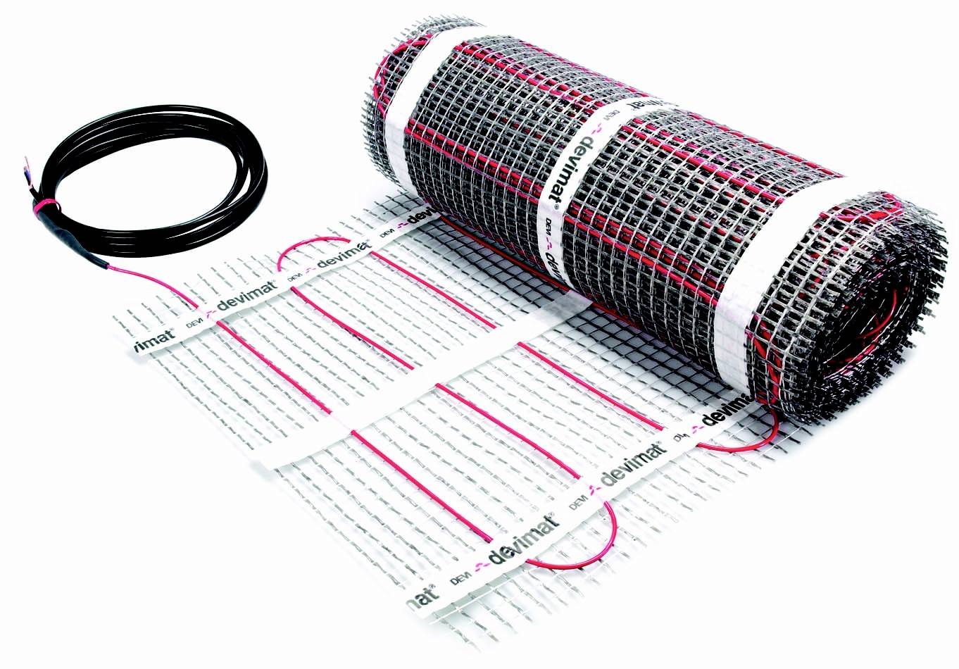 Elektrische Fußbodenheizmatte mit Kabelrollen in Schwarz und Rot. Eignet sich für den Innenbereich zur wärmeren Bodenoberfläche.