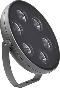 Eine schwarze, runde LED-Lampe mit sechs Lichtquellen, montiert an einem silbernen, schwenkbaren Halter.