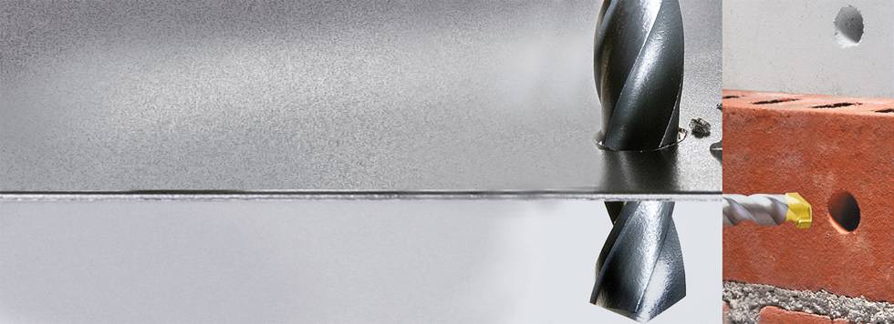 Metallbohrer und Mauerbohrer dringen in Metall- und Ziegeloberfläche ein, symbolisiert Stärke und Vielseitigkeit der Bohrer.