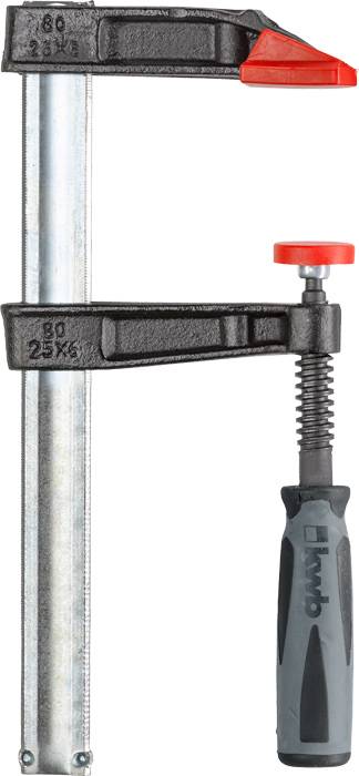 Schraubzwinge mit grauem Griff und rotem Drehknopf. Metallstange mit Skala und verstellbarer Spannbacke für Holzarbeiten oder Werkstattprojekte.