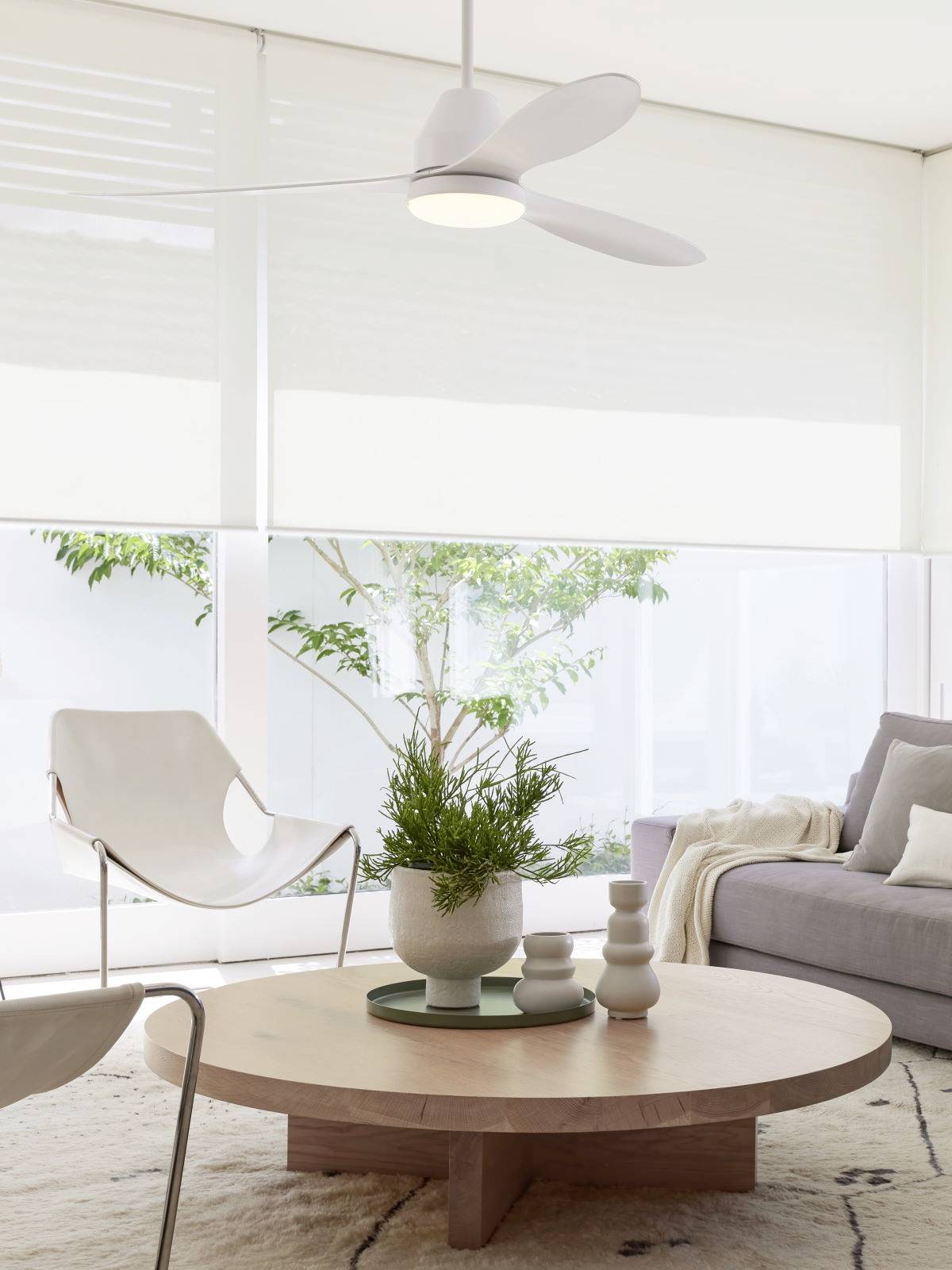 Lucci AIR Whitehaven LED Deckenventilator 35W (Ø x H) 142cm x 300mm Weiß mit Fernbedienung, mit Beleuchtung