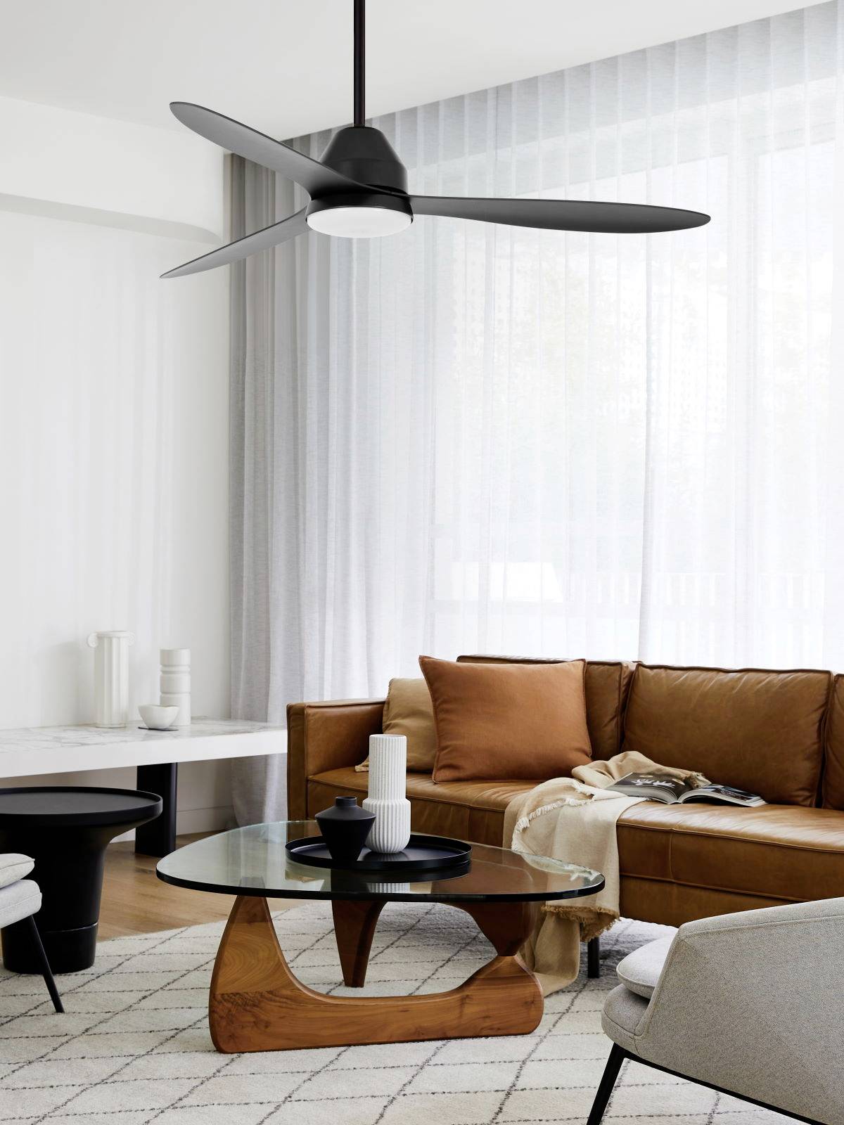 Lucci AIR Whitehaven LED Deckenventilator 35W (Ø x H) 142cm x 300mm Schwarz mit Fernbedienung, mit Beleuchtung