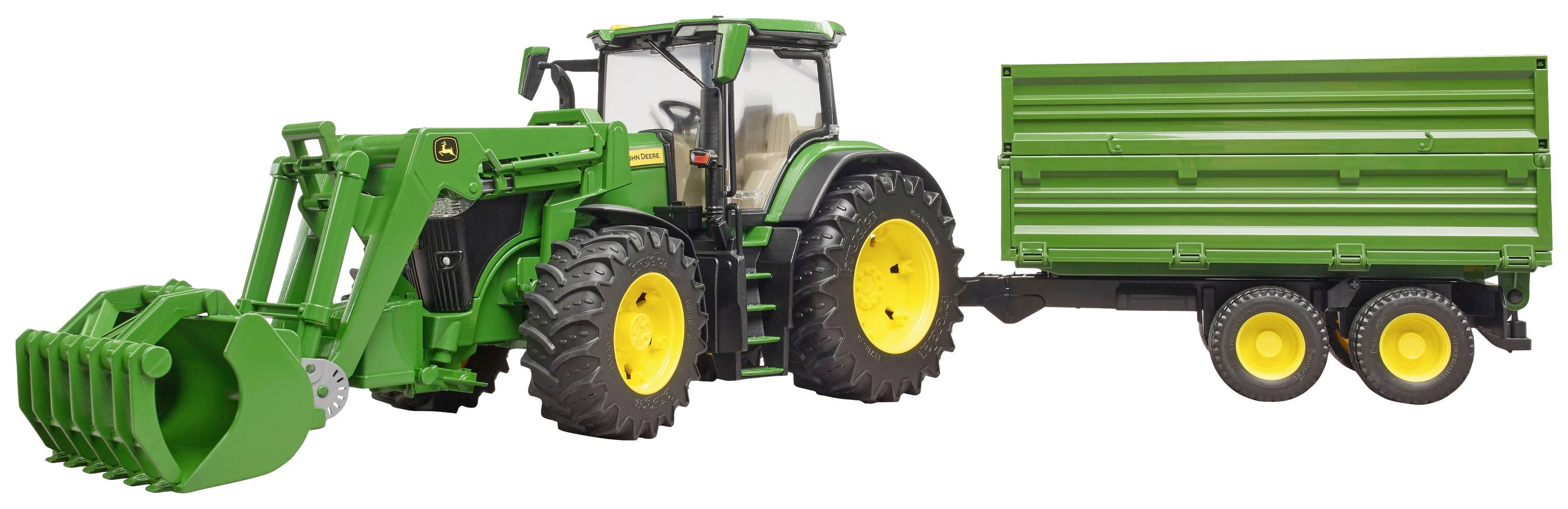 Ein grüner Traktor mit Frontlader zieht einen grünen Anhänger mit zwei Achsen. Beide haben gelbe Räder.