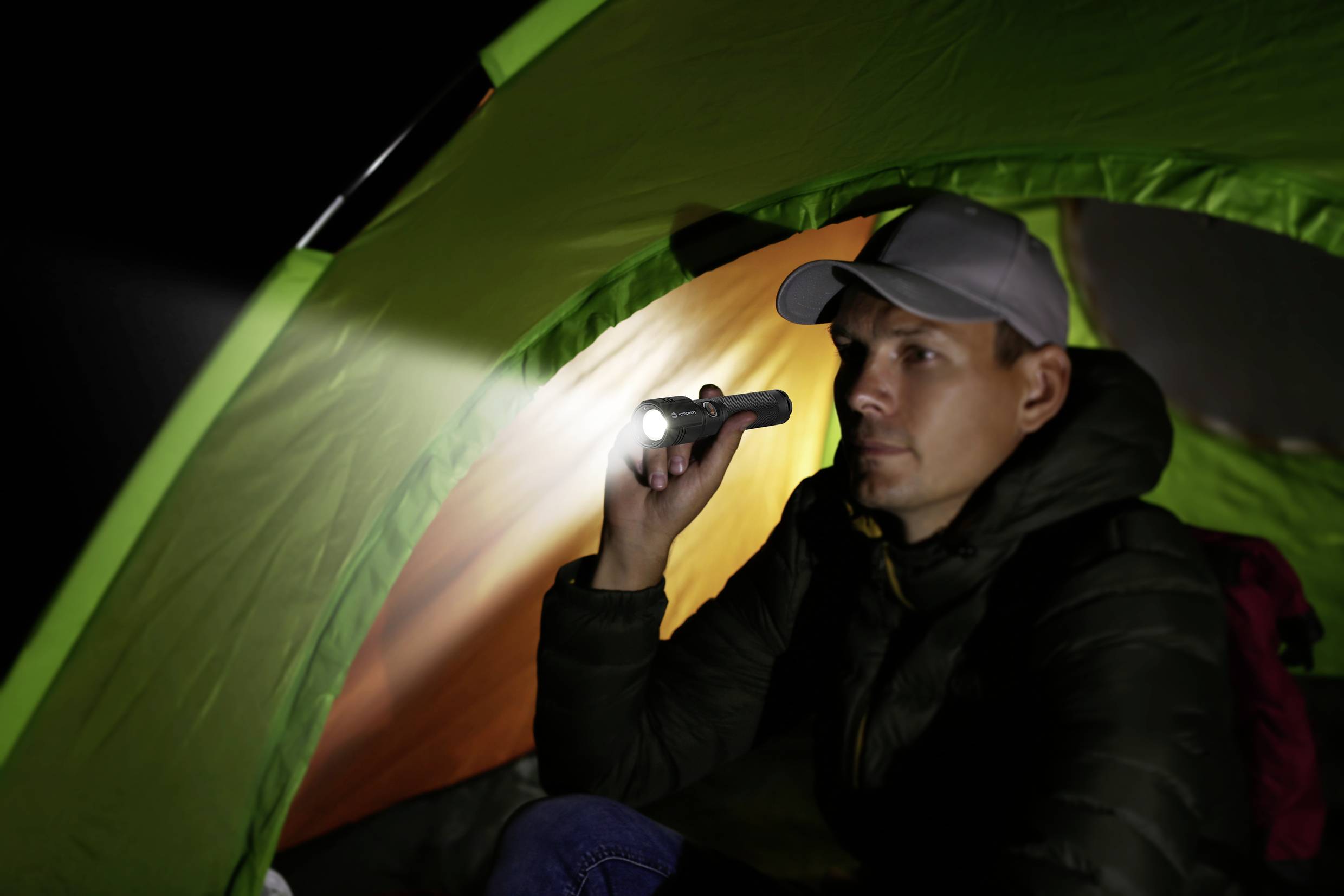 TOOLCRAFT SMD LED Taschenlampe verstellbar, mit USB-Schnittstelle, mit Stroboskopmodus akkubetrieben 1000lm 35h 194g