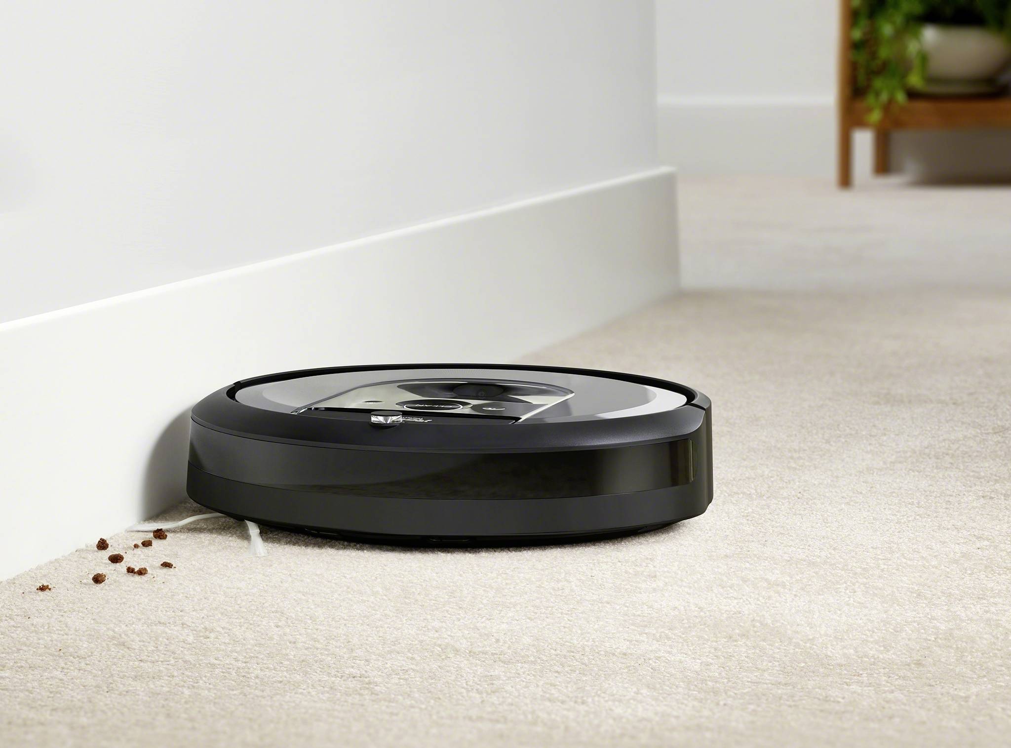 IRobot Roomba i7150 Saugroboter Silber, Schwarz App gesteuert, Sprachgesteuert, kompatibel mit Amazon Alexa, kompatibel mit