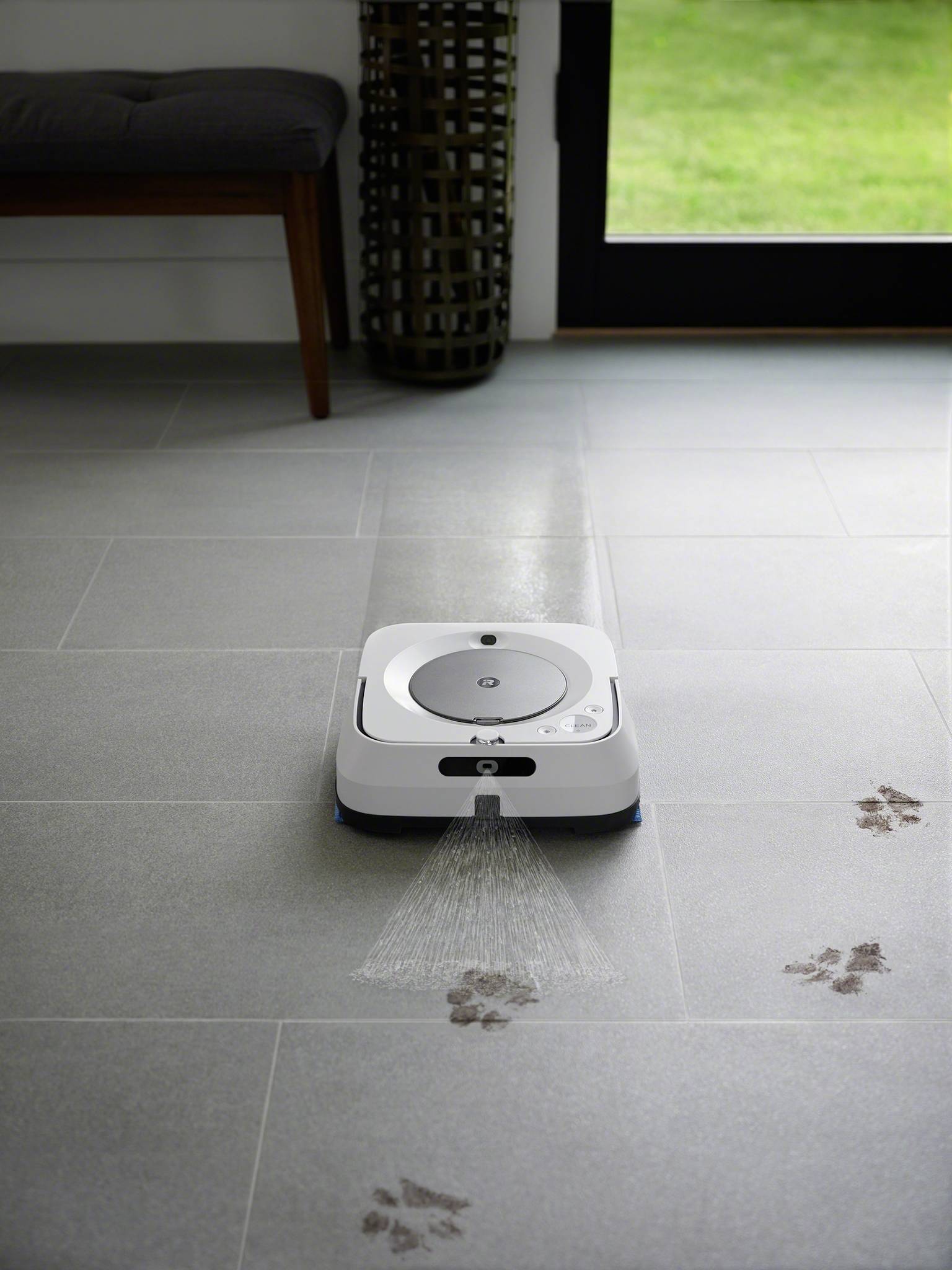 IRobot Braava m6138 Wischroboter Weiß App gesteuert, Sprachgesteuert, kompatibel mit Amazon Alexa
