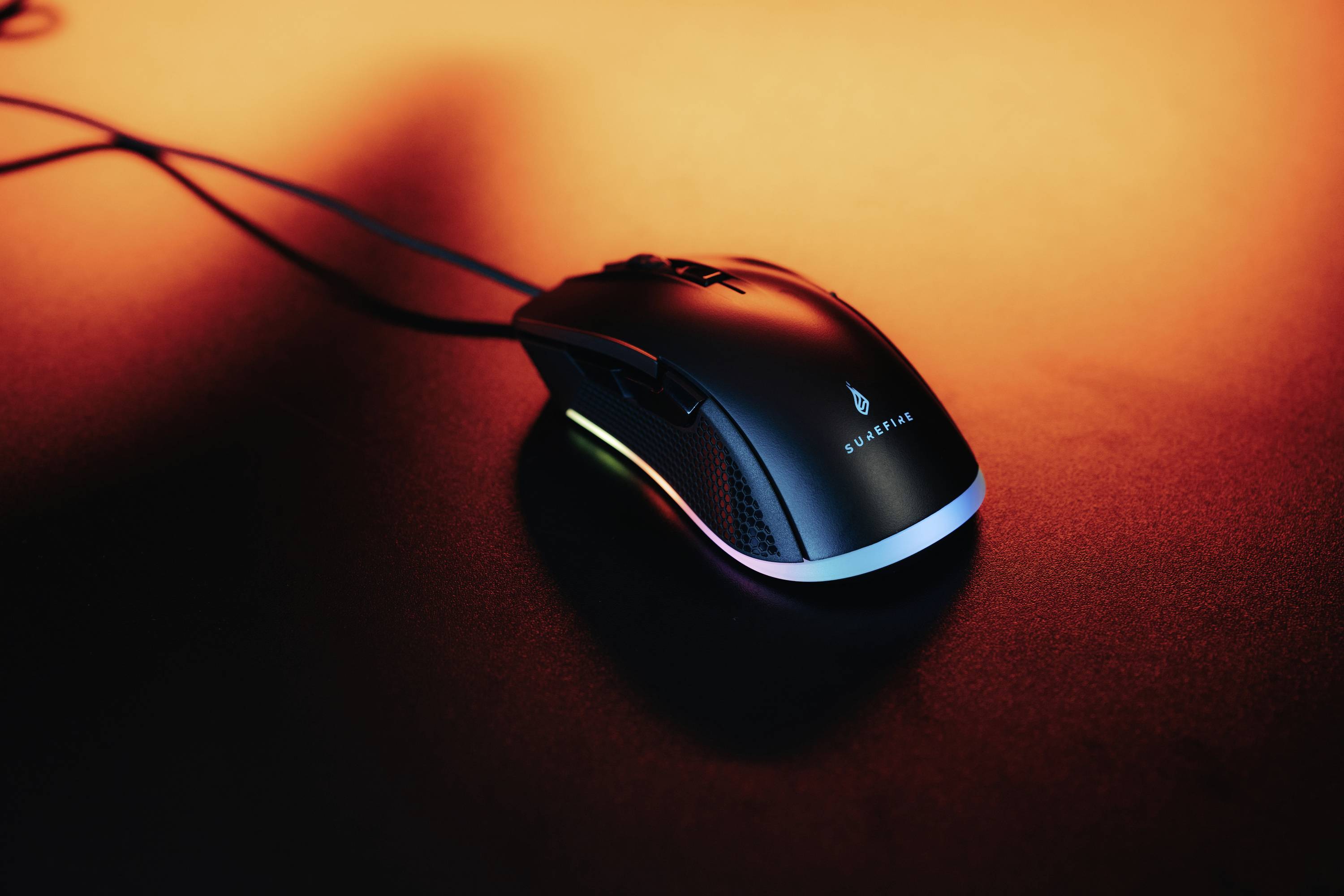 Surefire Gaming Buzzard Claw Gaming-Maus Kabelgebunden, USB Optisch Schwarz 6 Tasten 800 dpi, 1600 dpi, 2400 dpi, 3200 dpi, 4800 dpi, 7200 dpi Bele