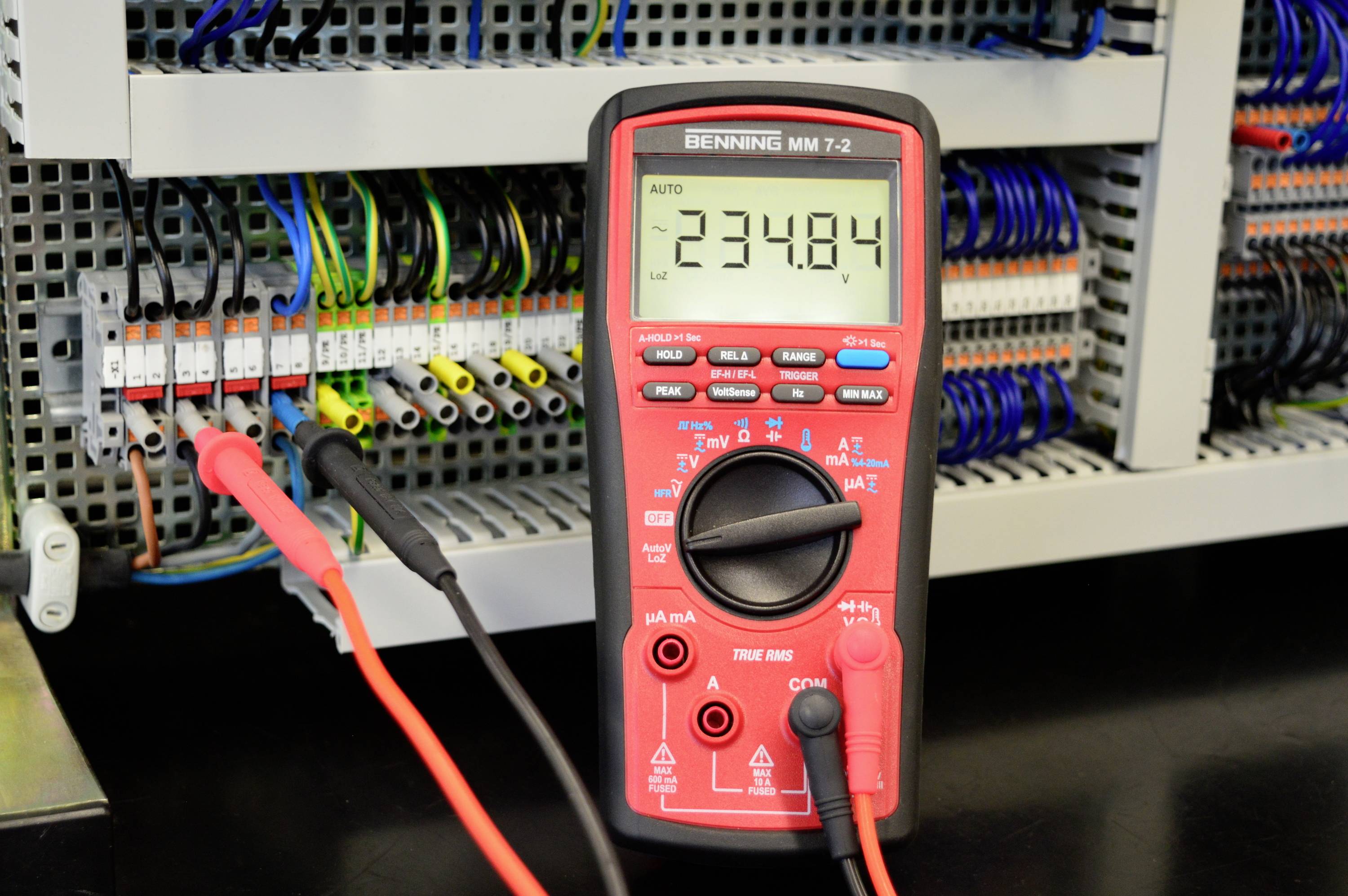 Benning MM 7-2 Hand-Multimeter digital LoZ CAT III 1000 V, CAT IV 600 V Anzeige (Counts): 60000