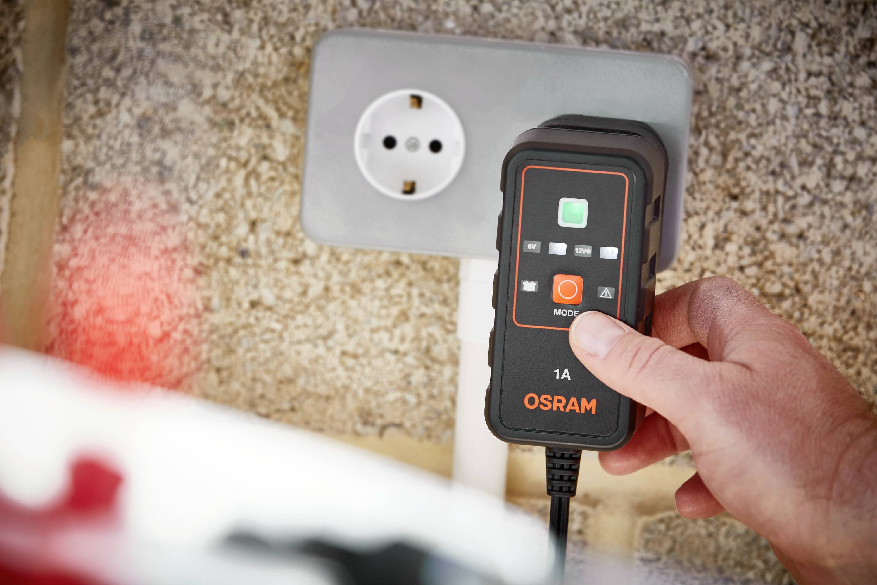 Osram Automotive BATTERYcharge 901 OEBCS901 Kfz-Ladegerät, Automatikladegerät 6 V, 12V 1A