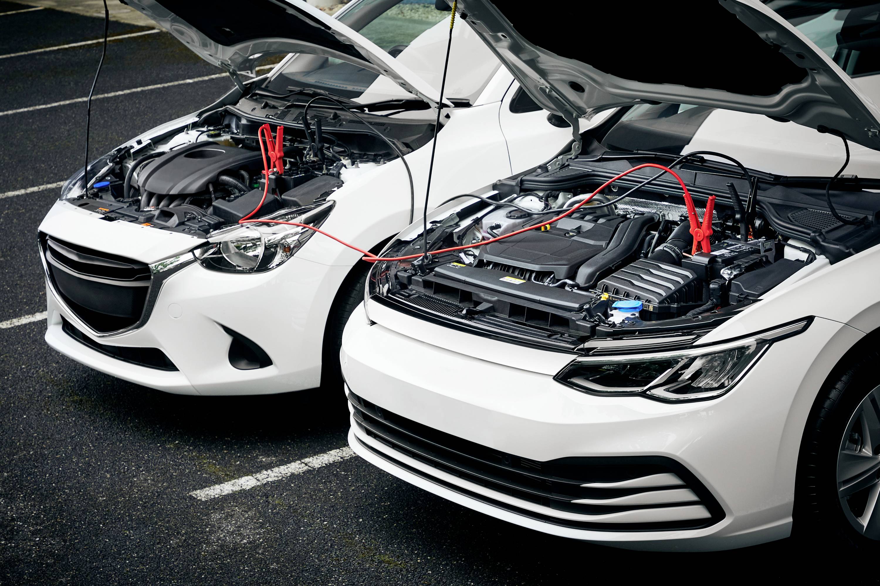 Osram Automotive BATTERYstart STARTER CABLE 200A Starthilfekabel 8.5mm² Aluminium (kupferbeschichtet) 3m mit Kunststoffzangen