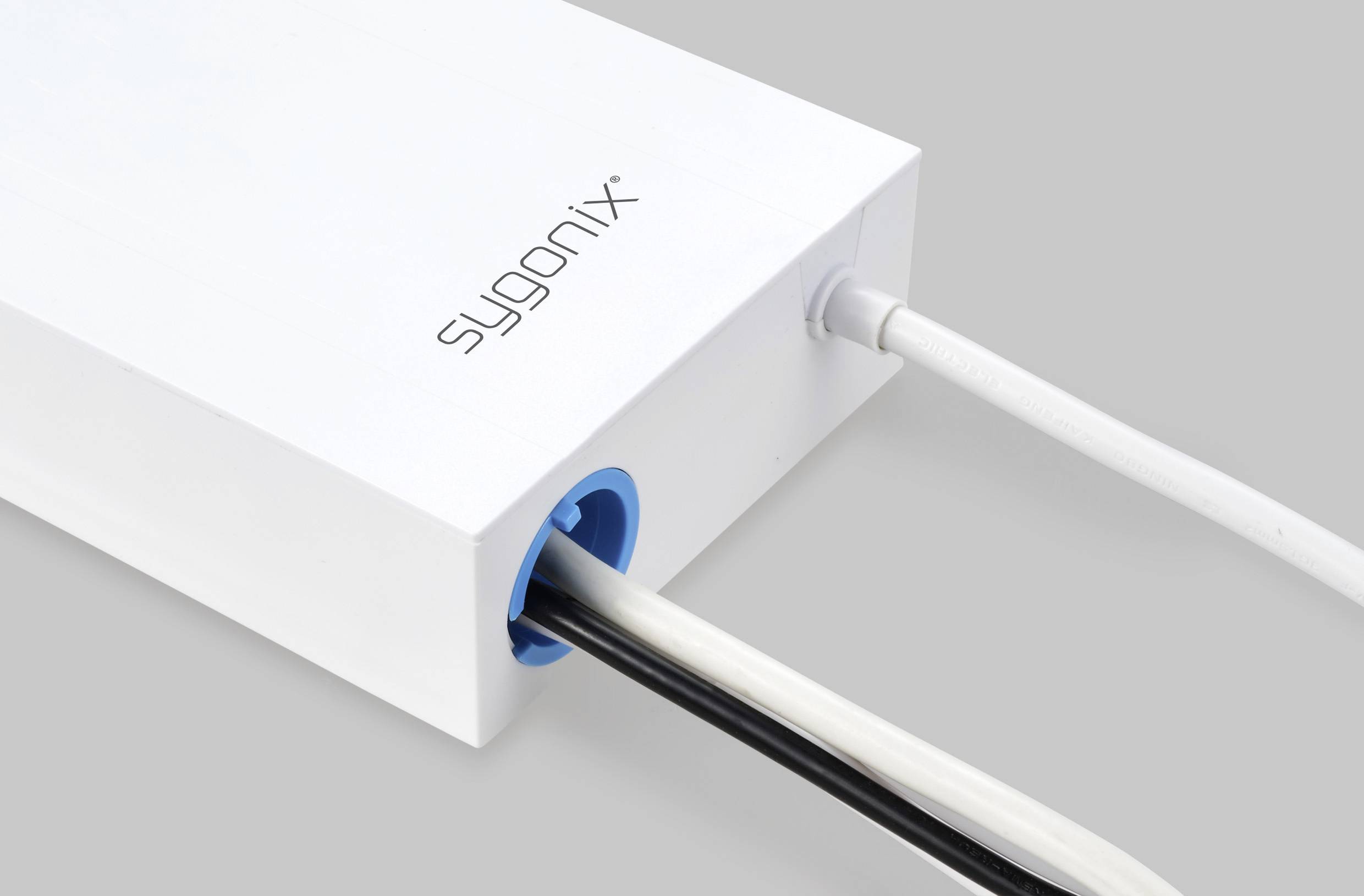 Sygonix SY-5228510 Steckdosenleiste mit Schalter 4fach Weiß Schutzkontakt 1St.