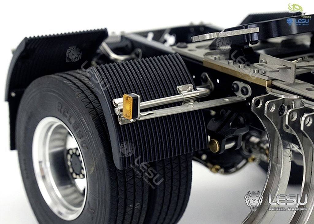 Thicon Models 50372 1:14 Kotflügel 1 Paar