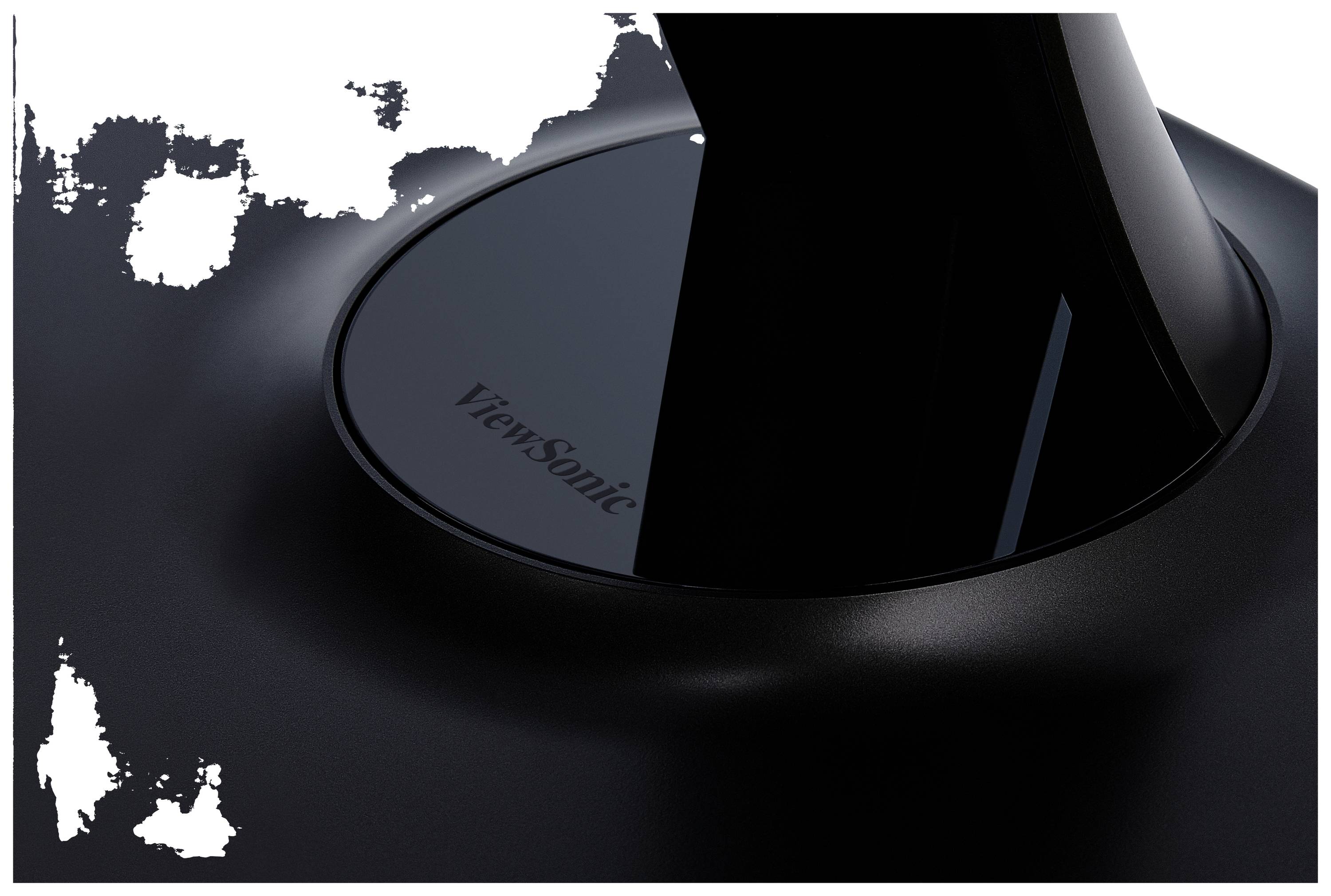 Ein schwarzer Monitorfuß in Nahaufnahme, auf dem der Markenname 'ViewSonic' steht.