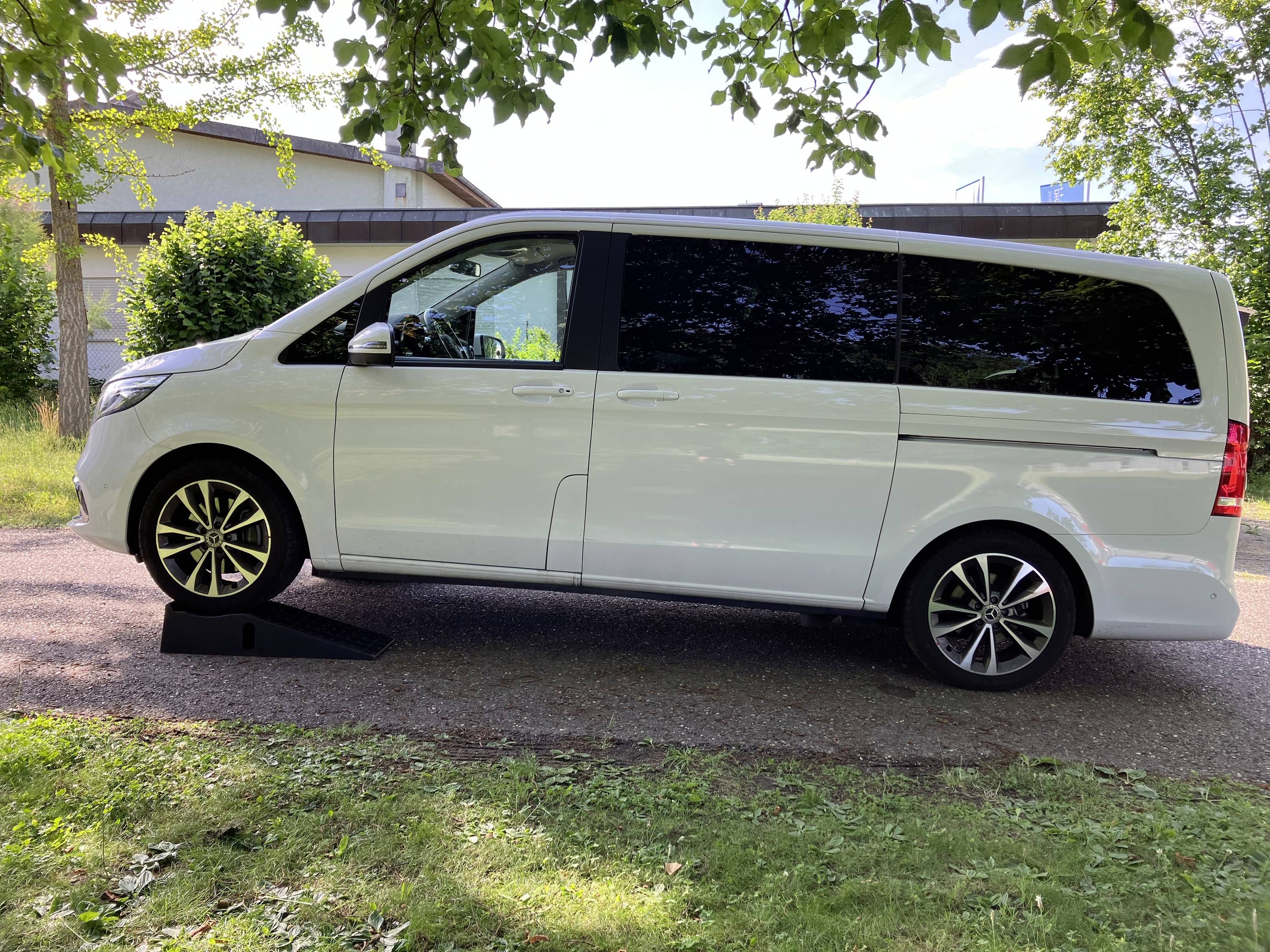 IWH Auffahrrampe 2 Stück / 3 Tonnen Auffahrrampe 3 t Arbeitshöhe: 15.5cm (max)