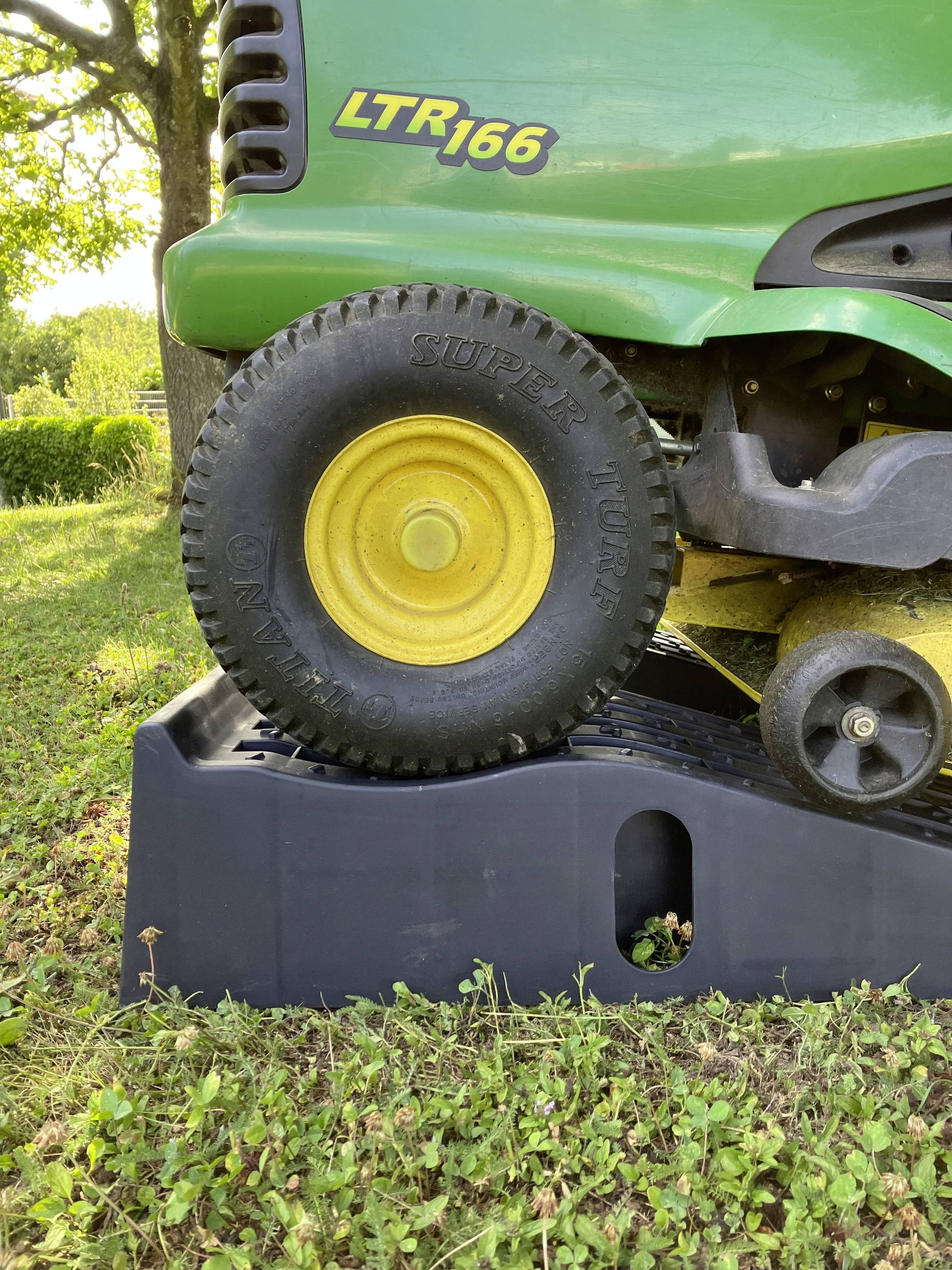 IWH Auffahrrampe 2 Stück / 3 Tonnen Auffahrrampe 3 t Arbeitshöhe: 15.5cm (max)