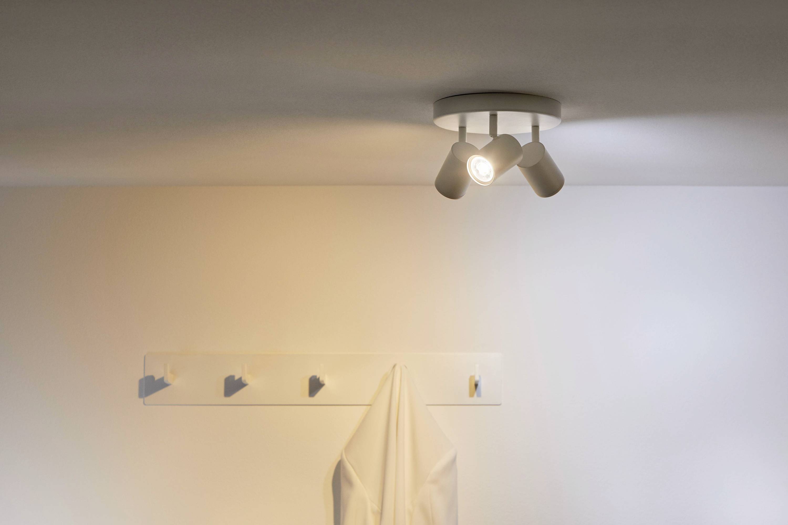 WiZ 8719514554511 IMAGEO Spots 3x5W W 22-65K RGB RD LED-Deckenleuchte EEK: F (A - G) 15W Weiß