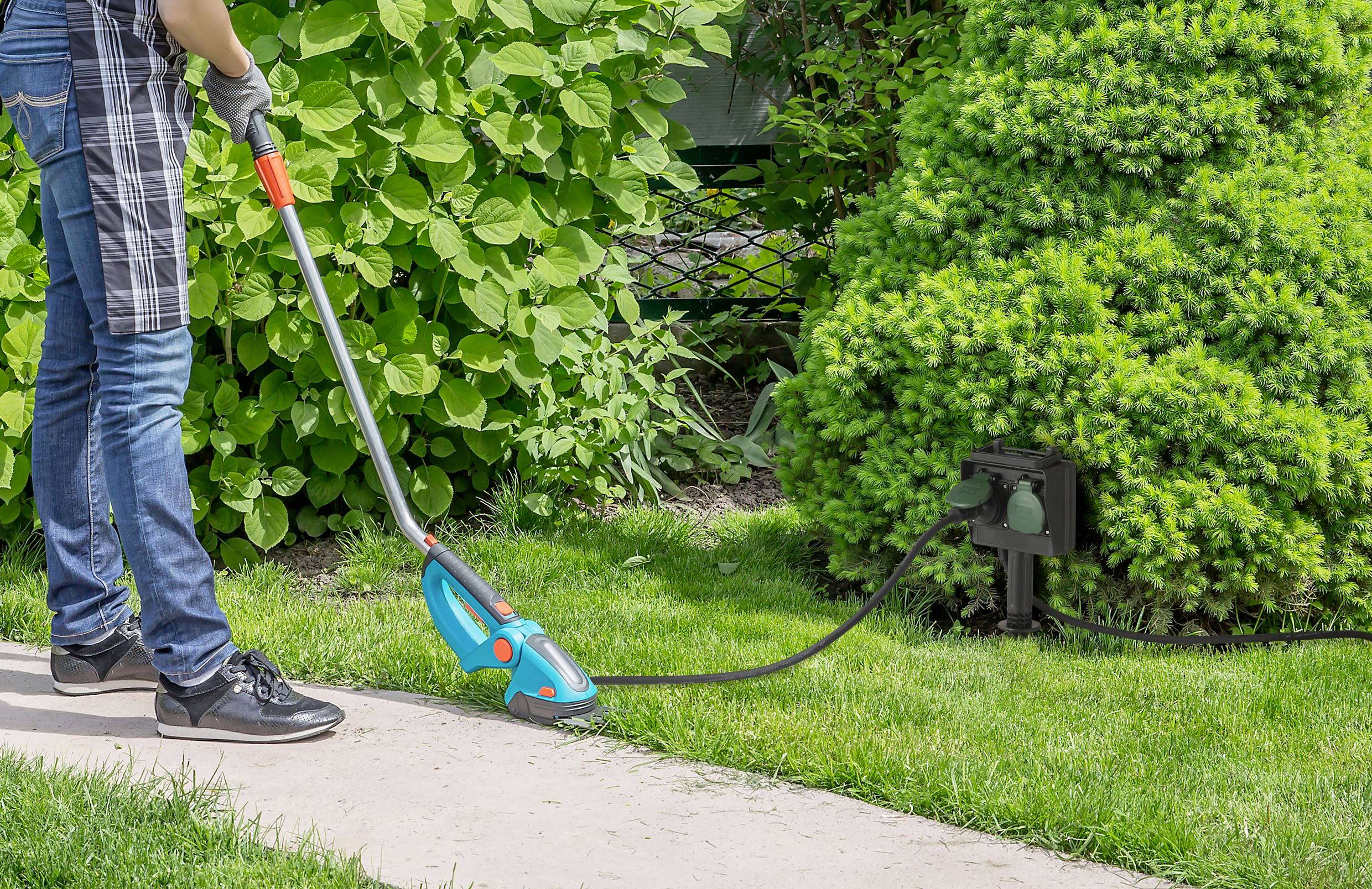 Sygonix SY-5231004 Gartensteckdose 2fach Schwarz, Standard-Grün (seidenmatt) erhöhter Berührungsschutz