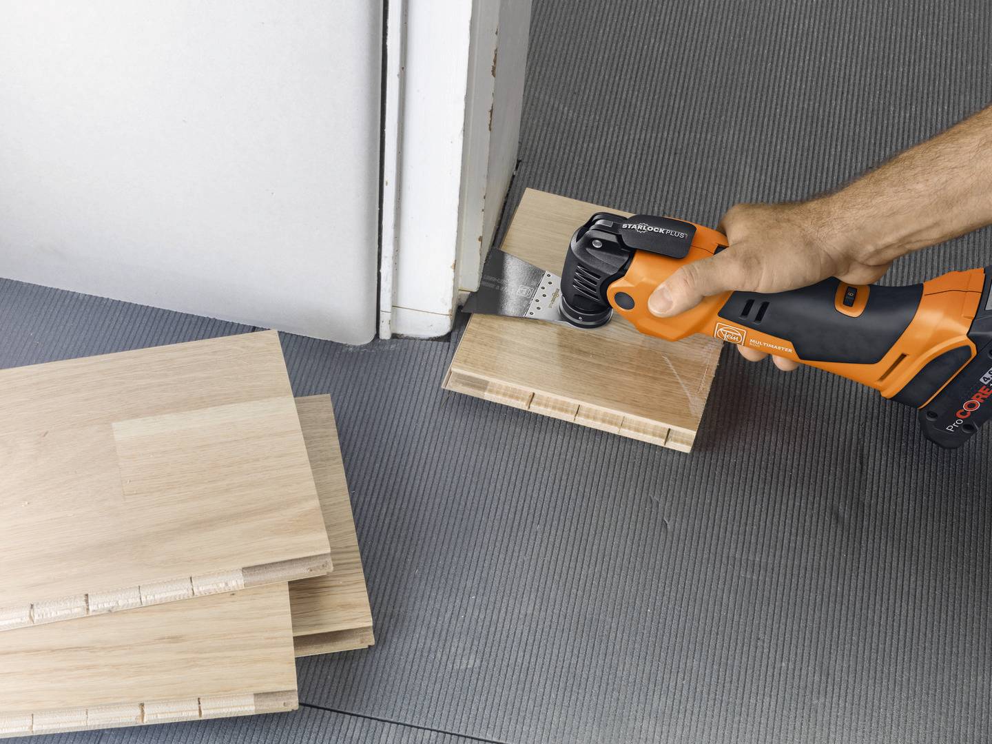 Fein Multimaster AMM 500 Plus Top 71293863000 Akku-Multifunktionswerkzeug ohne Akku, ohne Ladegerät, mit Zubehör, inkl. Koffer