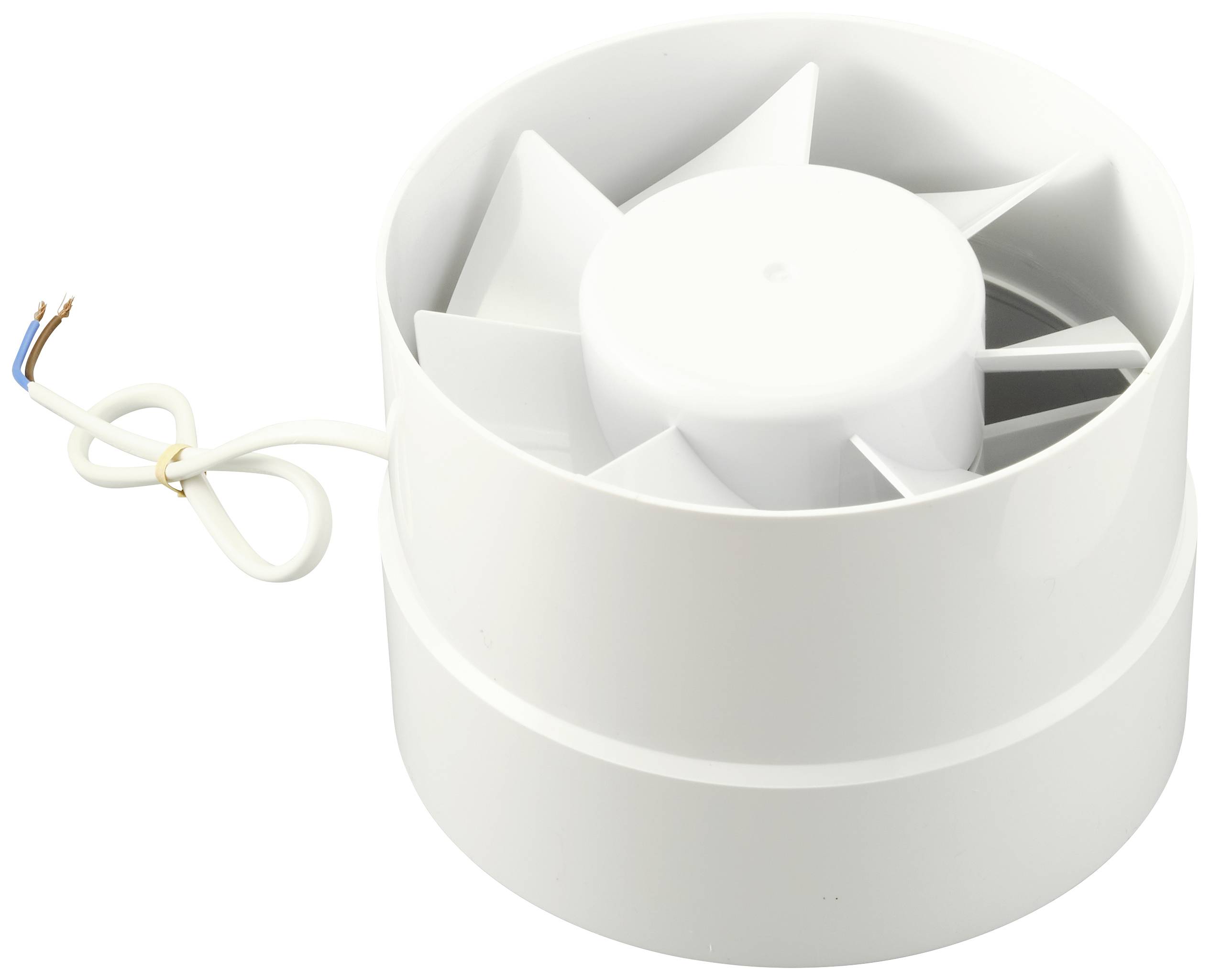 Ein weißer Ventilator mit acht Flügeln und einem freiliegenden Kabel. Häufig verwendet für Luftzirkulation oder Kühlung.