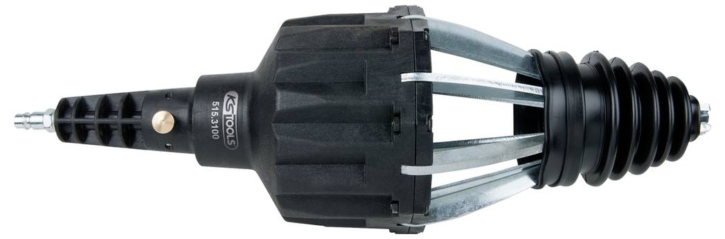 Ein Rohrreinigungswerkzeug mit einer schwarzen, konischen Spitze und metallischen Zinken, das zum Verstopfungslösen von Rohrleitungen verwendet wird. Es verfügt über einen federgespannten Mechanismus.