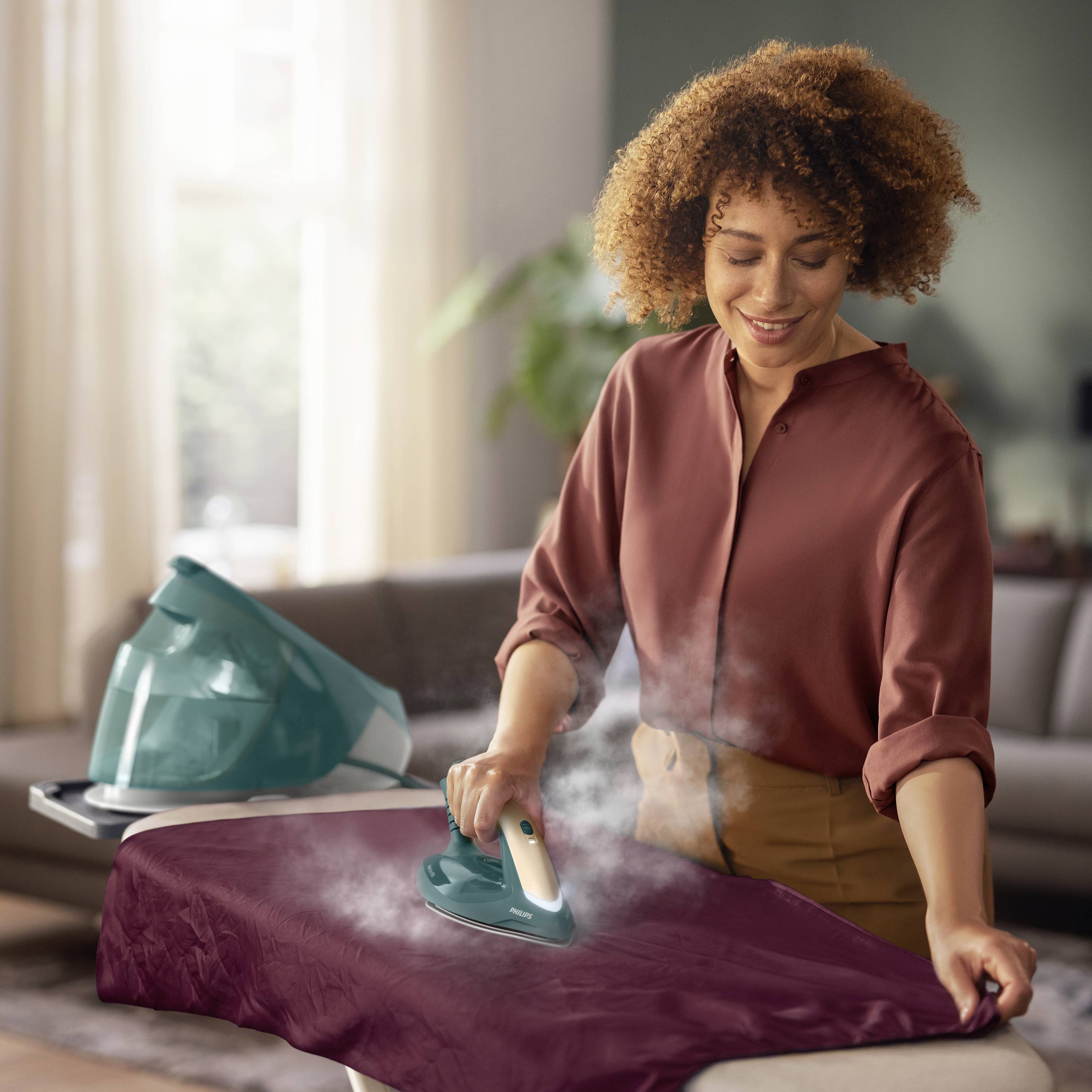 Philips Home PerfectCare 7000 Series PSG7140/70 Dampfbügelstation 2100 W Dunkelgrün