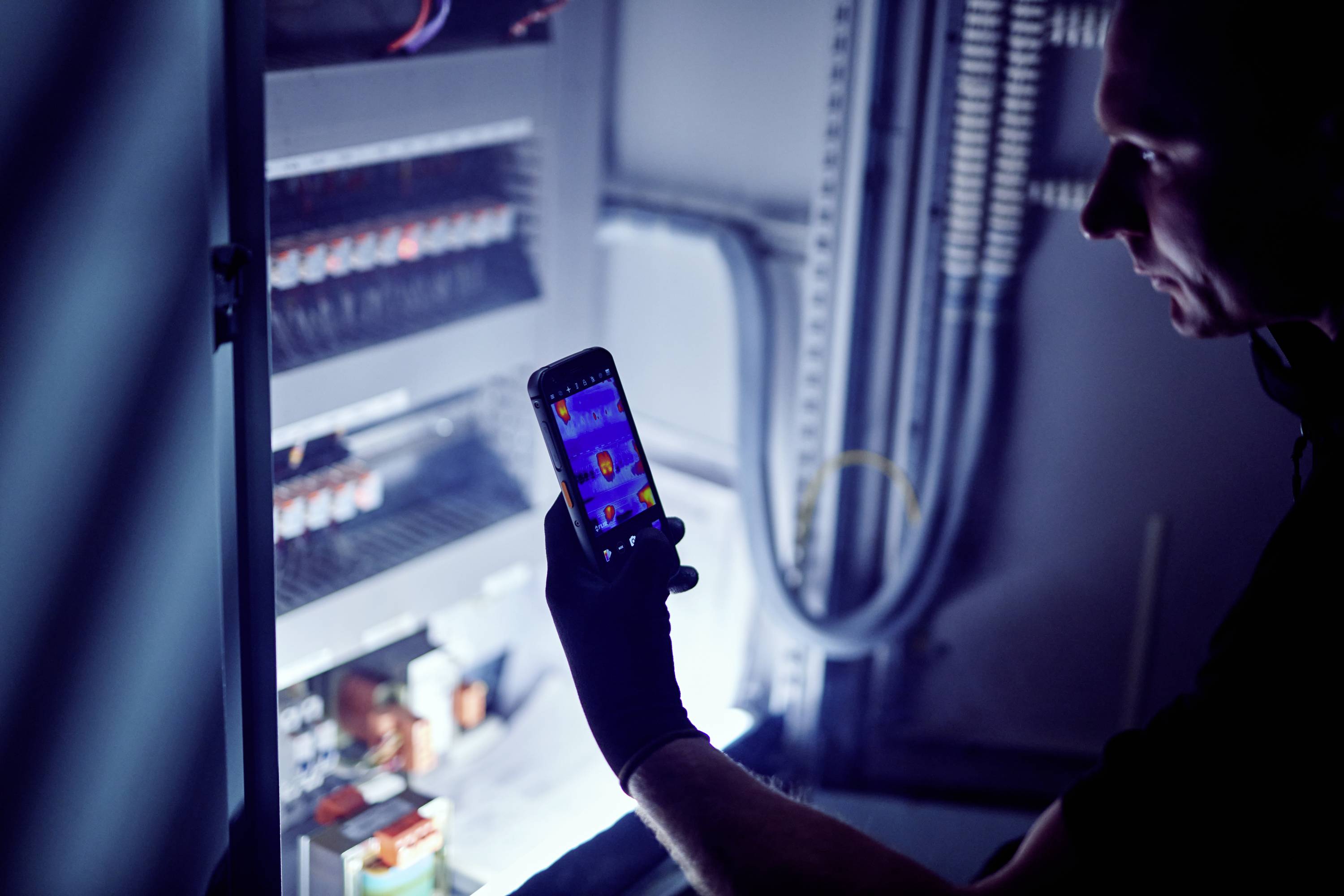 CAT EU-Ware 128 GB Schwarz 14.5 cm (5.7 Zoll) Smartphone