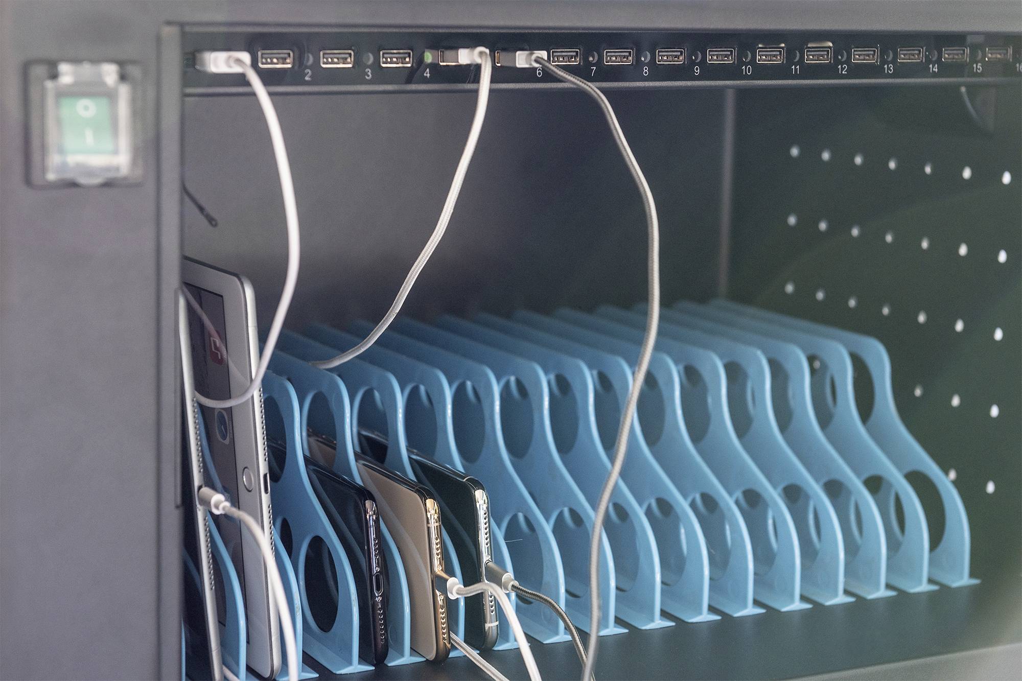 Digitus DN-45003 Lade- und Managementsystem