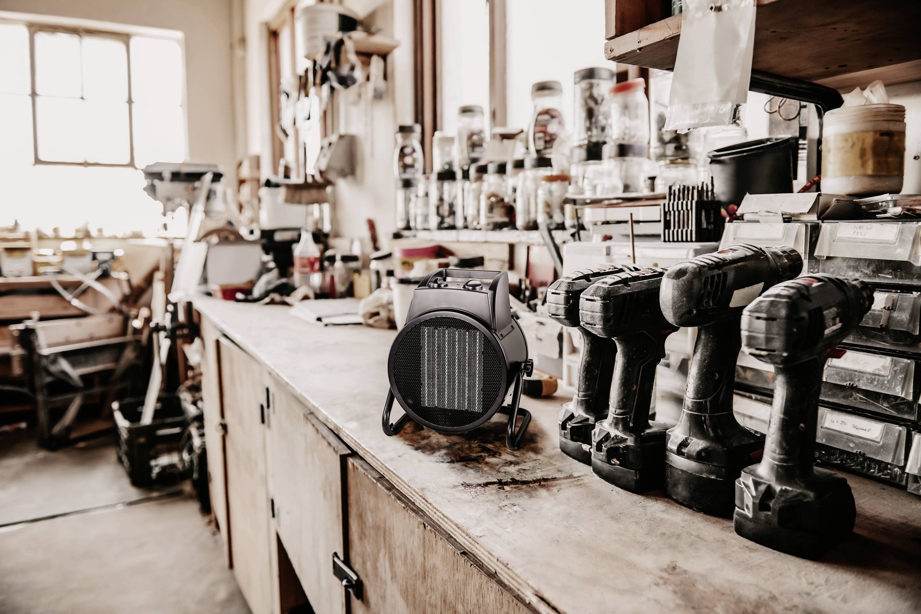 ROWI 1 03 03 0236 Keramik-Heizlüfter HKG 5000/2/1 150m³ Schwarz