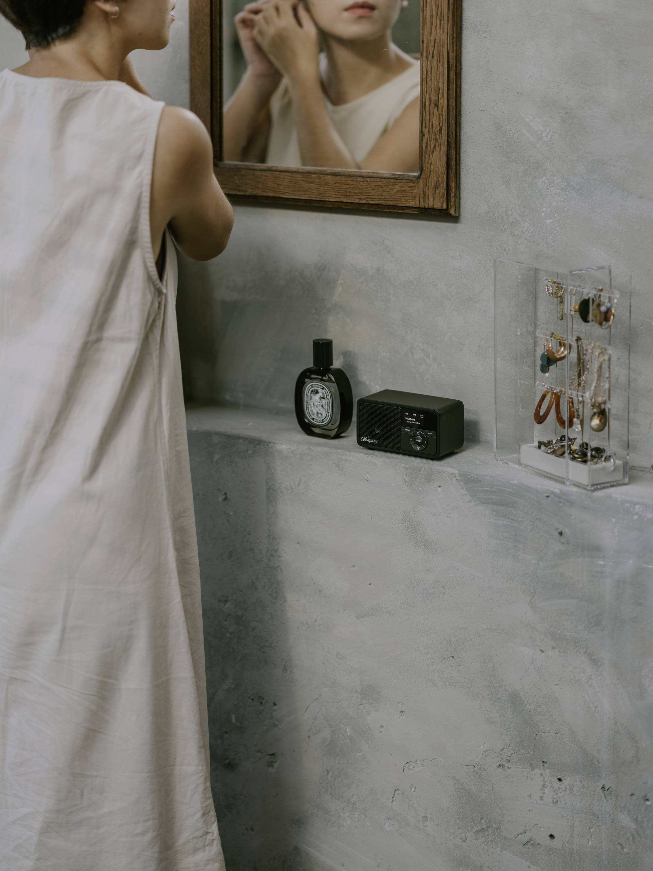 Sangean DDR-7X Tischradio DAB+, UKW AUX, Bluetooth® Tastensperre, wiederaufladbar Schwarz