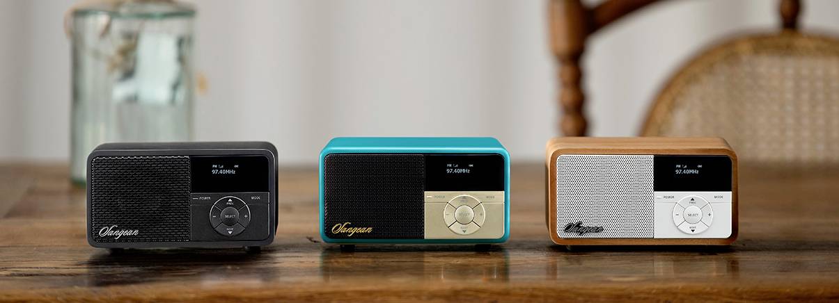 Sangean DDR-7X Tischradio DAB+, UKW AUX, Bluetooth® Tastensperre, wiederaufladbar Holz (hell)