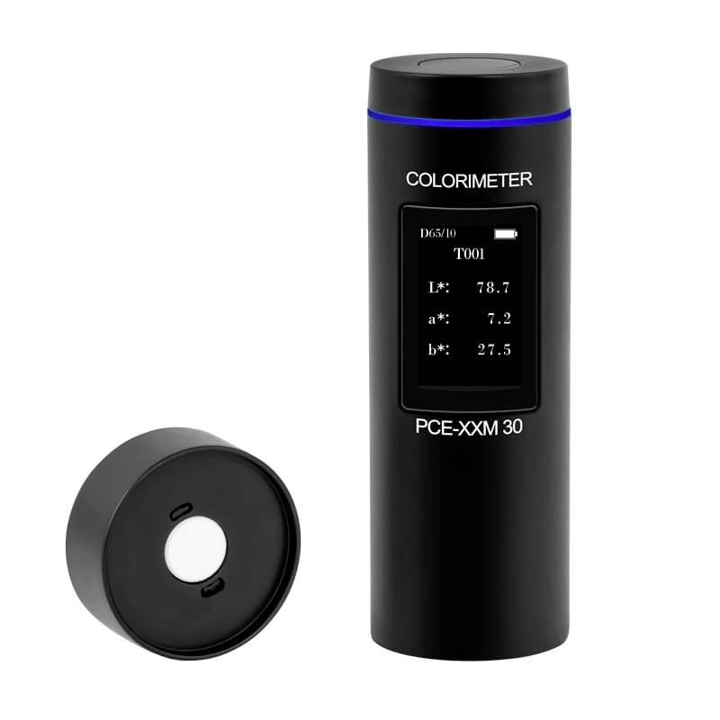 Schwarzes tragbares Kolorimeter mit der Aufschrift „COLORIMETER