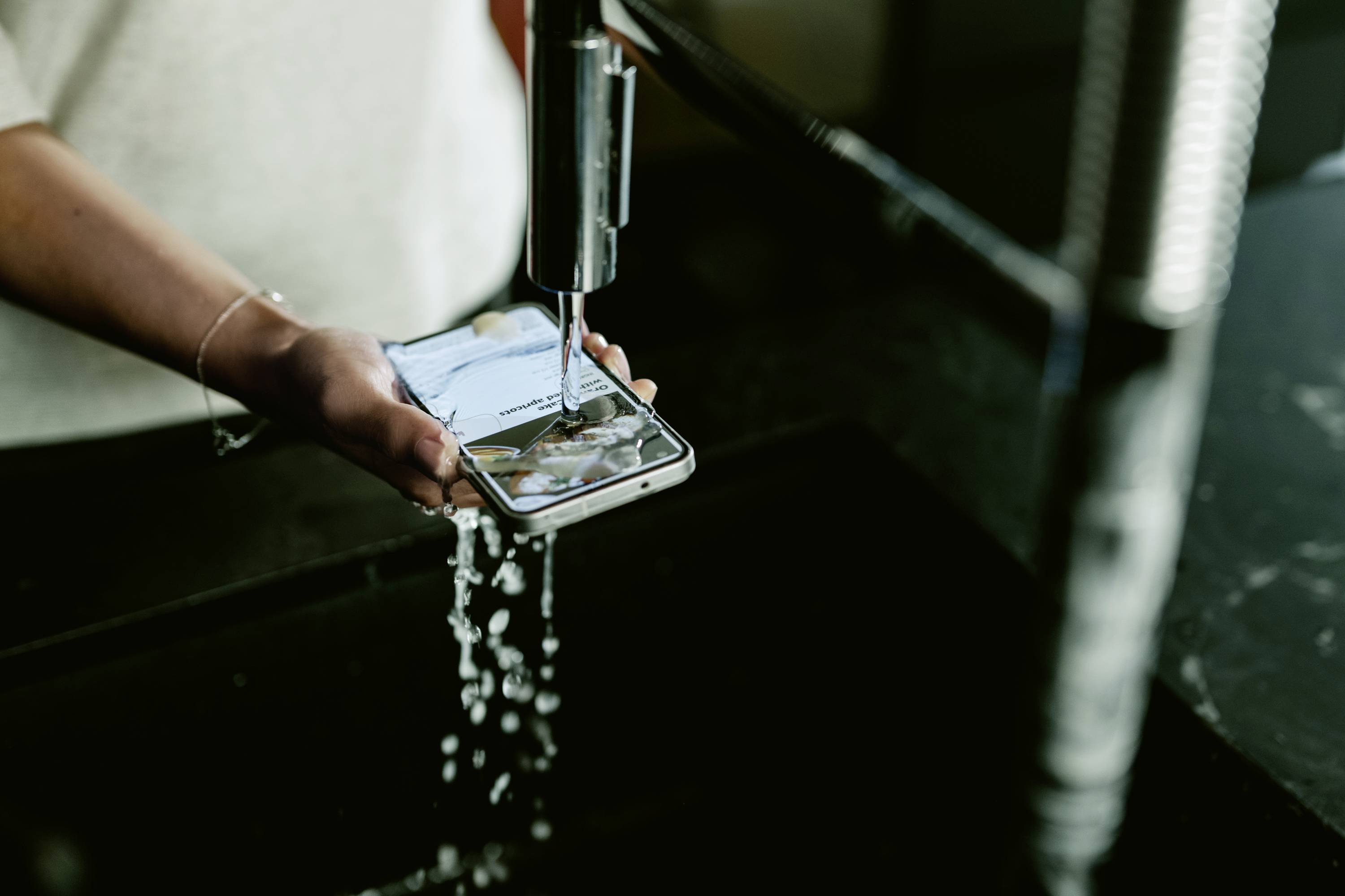 Asus Zenfone 9 256 GB Schwarz 15 cm (5.92 Zoll) Smartphone