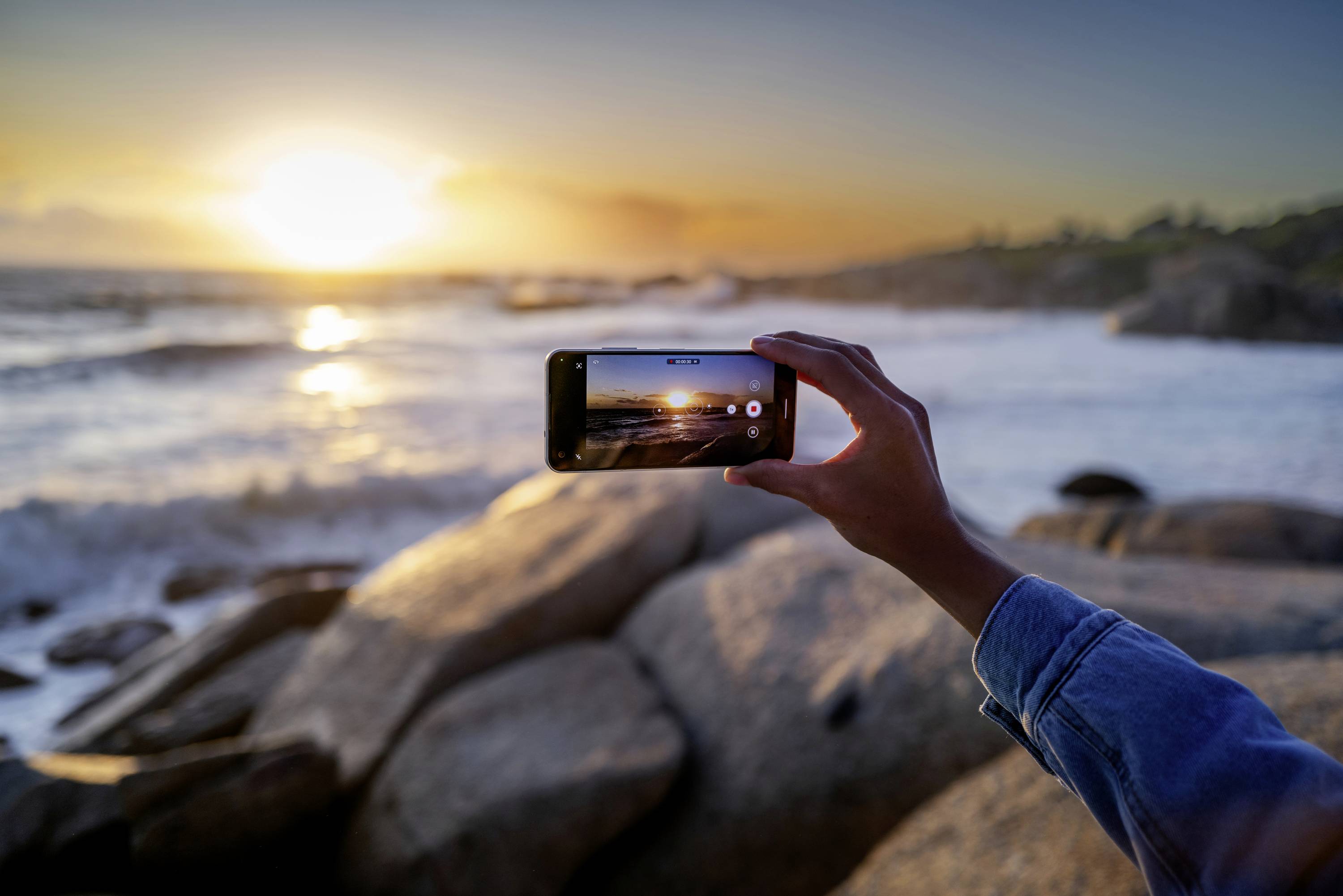 Asus Zenfone 9 256 GB Schwarz 15 cm (5.92 Zoll) Smartphone