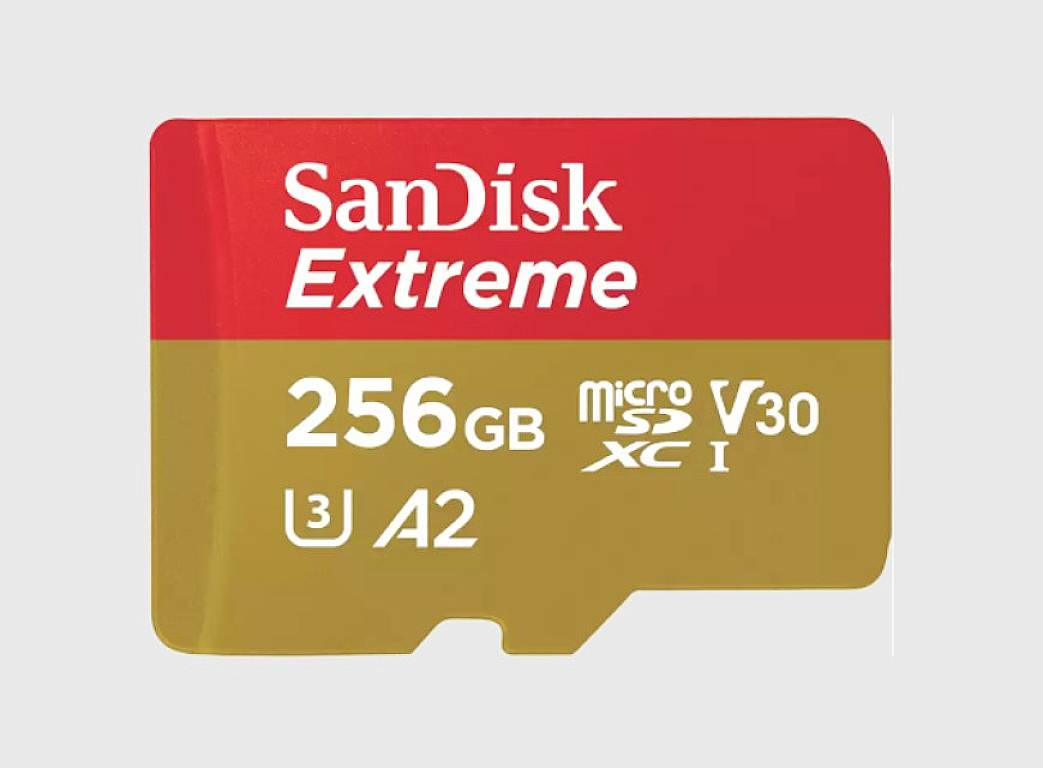 Eine SanDisk Extreme Speicherkarte mit 256 GB Kapazität, MicroSDXC-Klasse, V30, A2, geeignet für Hochleistungsspeicherung.