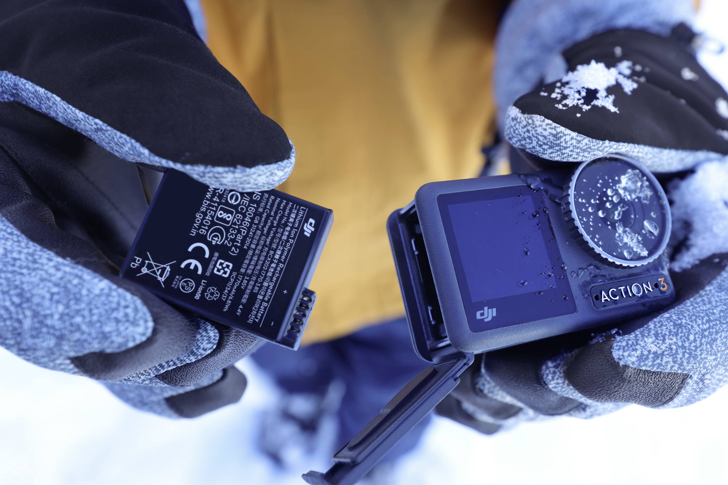 DJI Action 3 Standard Action Cam 4K, Ultra HD, WLAN, Dual-Display, Wasserfest, Touch-Screen, Zeitlupe, Staubgeschützt, Frostbeständig, Intervall-Auf
