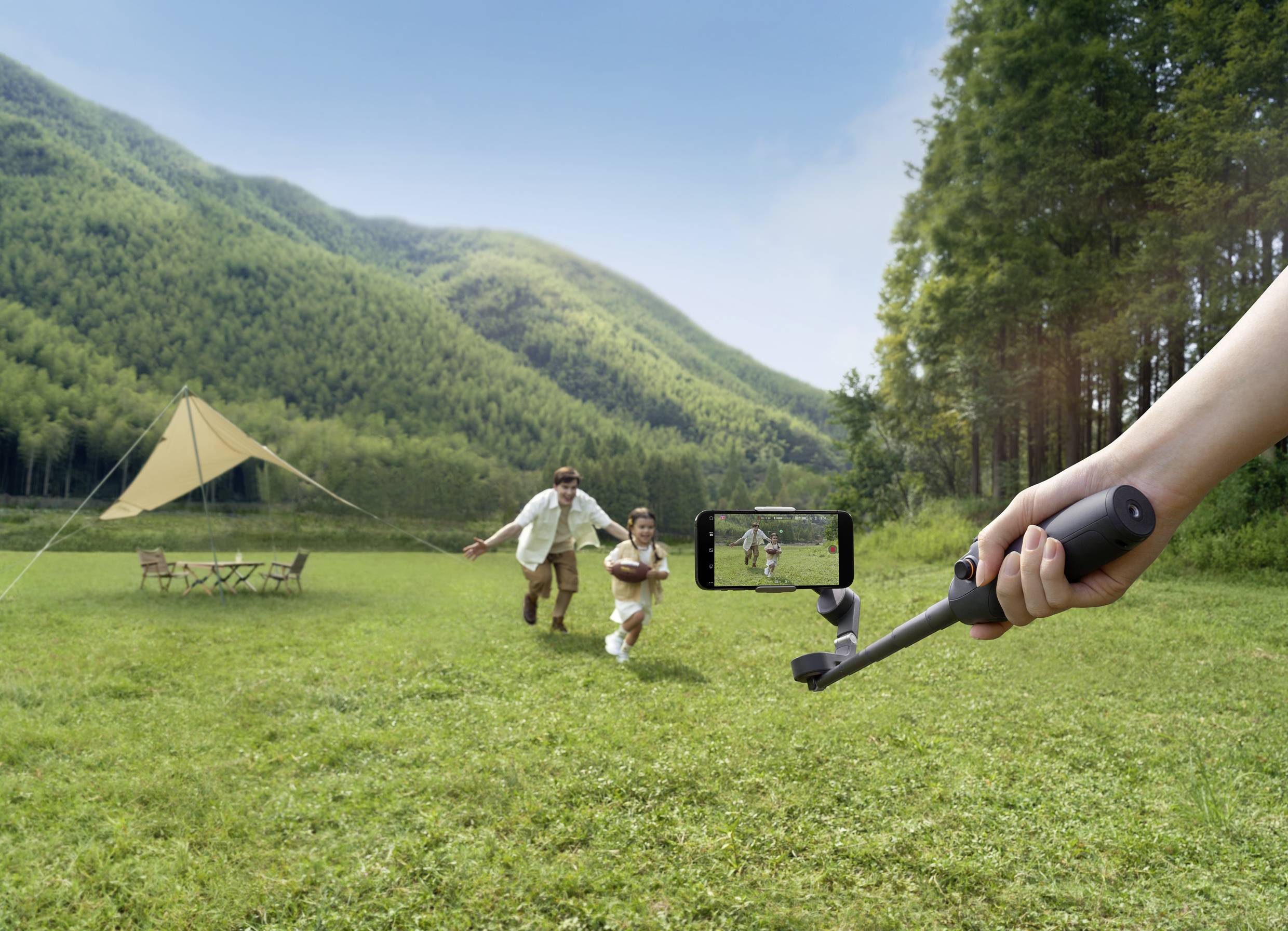 DJI Osmo Mobile 6 Gimbal elektrisch 1/4 Zoll Schwarz Bluetooth, inkl. Smartphonehalter, inkl. Tasche