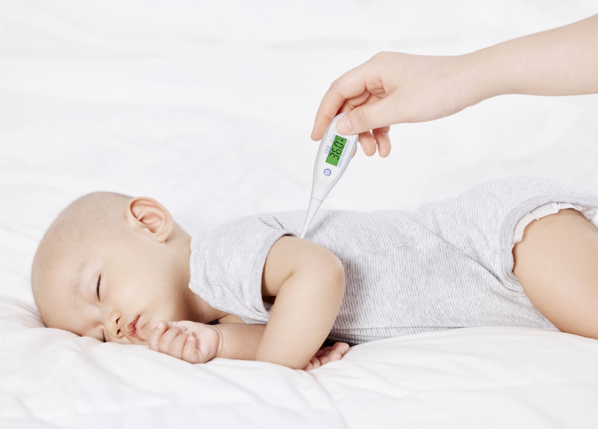 DT-137 Fieberthermometer DT-137 weiß