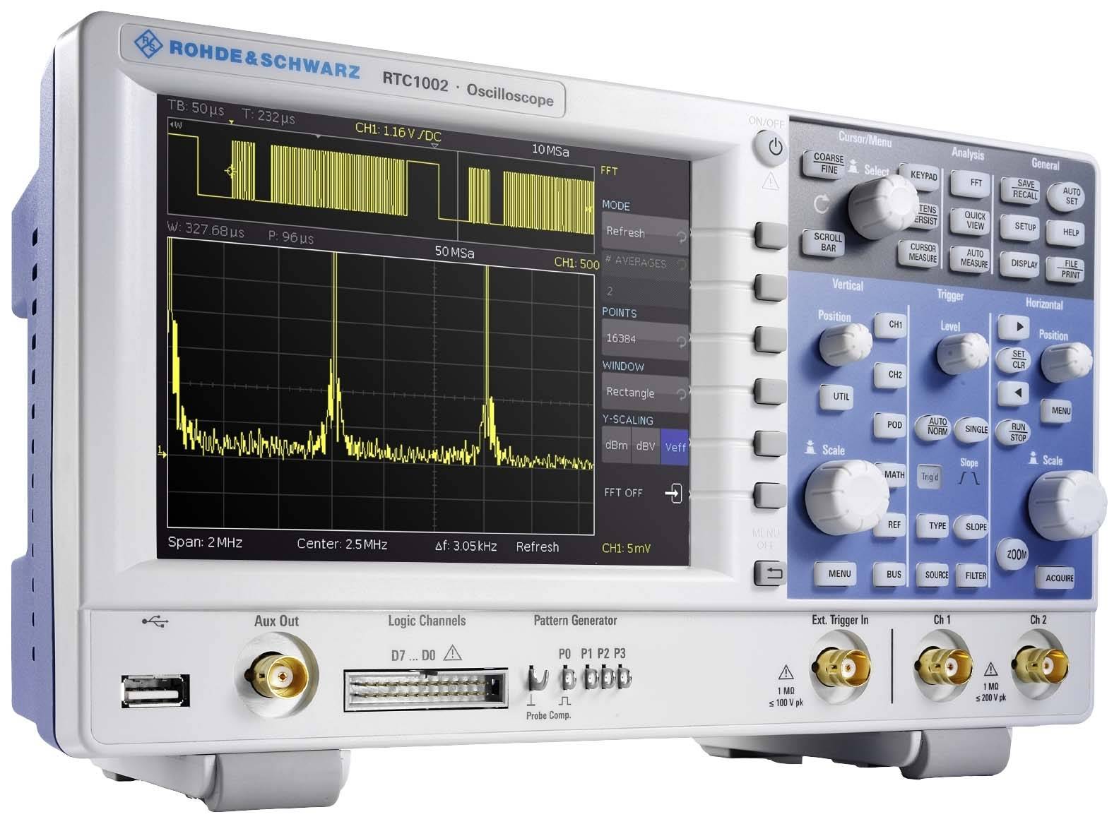 Ein digitales Oszilloskop mit einem Diagramm auf dem Bildschirm, das Frequenzspitzen bei 50 MHz zeigt, umgeben von Bedienelementen.