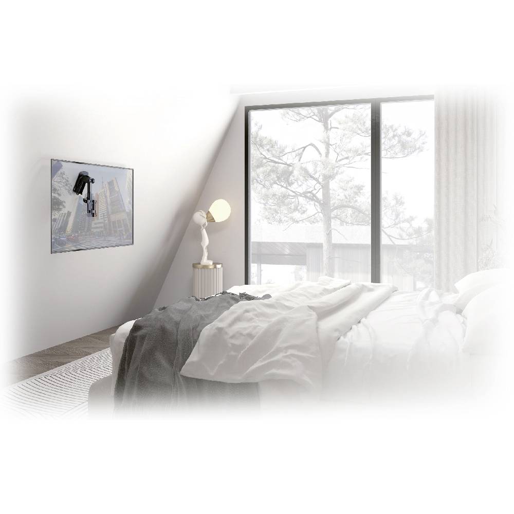 Modernes Schlafzimmer mit großem Fenster, das Ausblick auf Bäume bietet. Gemütliches Bett mit weißer Bettwäsche, Bild an der Wand.