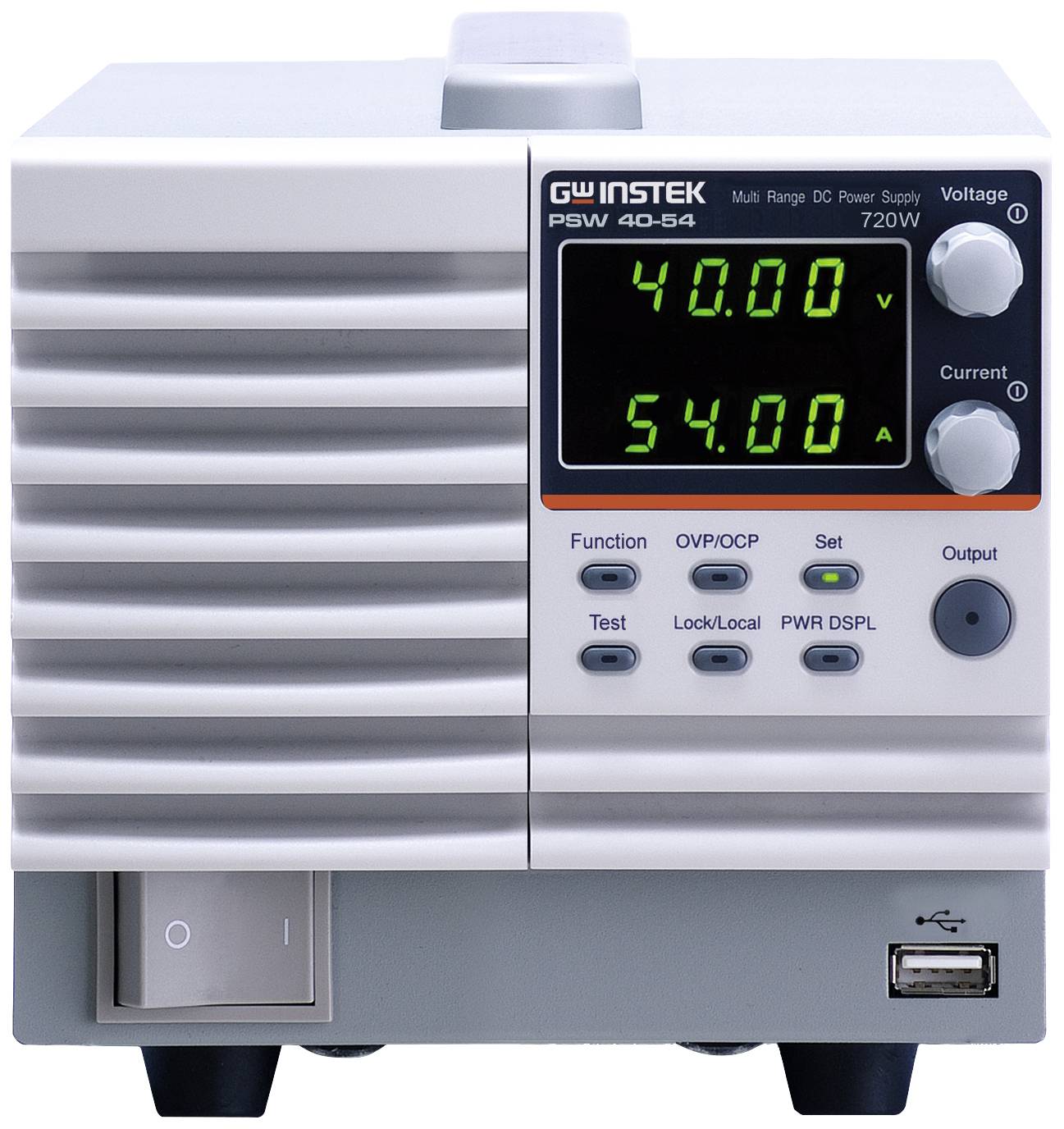 Ein Labornetzgerät mit digitalen Anzeigen zeigt '40.00 V' Spannung und '54.00 A' Strom. Gerätekontrollen und ein USB-Anschluss sind sichtbar.