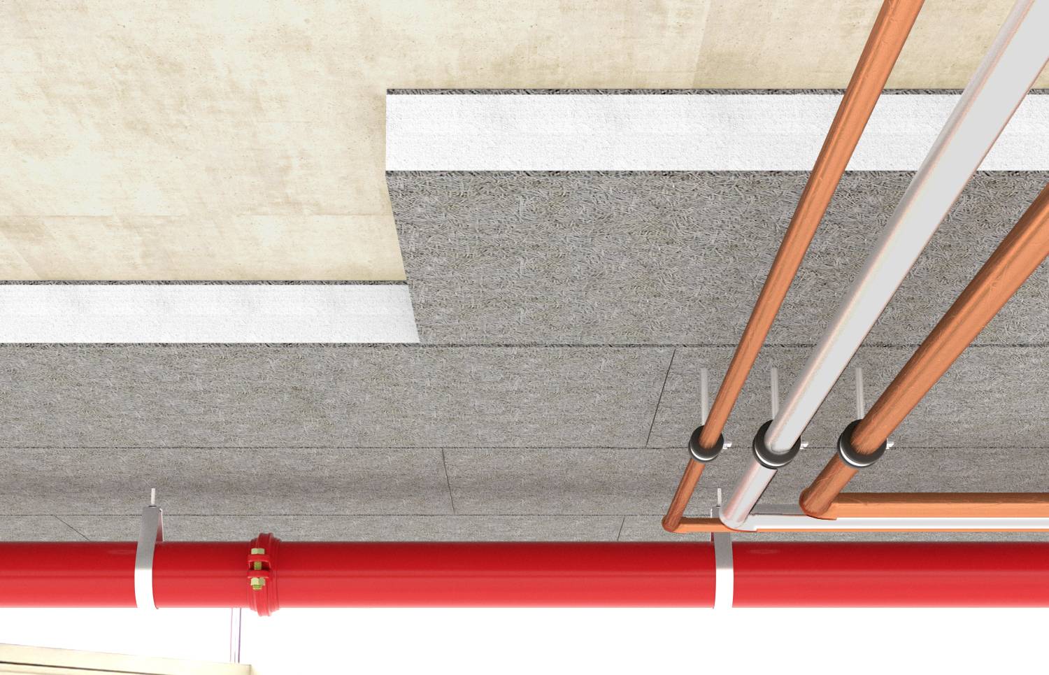 Dämmmaterial und isolierte Kupferrohre verlaufen parallel an einer Decke. Ein rohrförmiges Metallteil kreuzt die anderen Rohre.