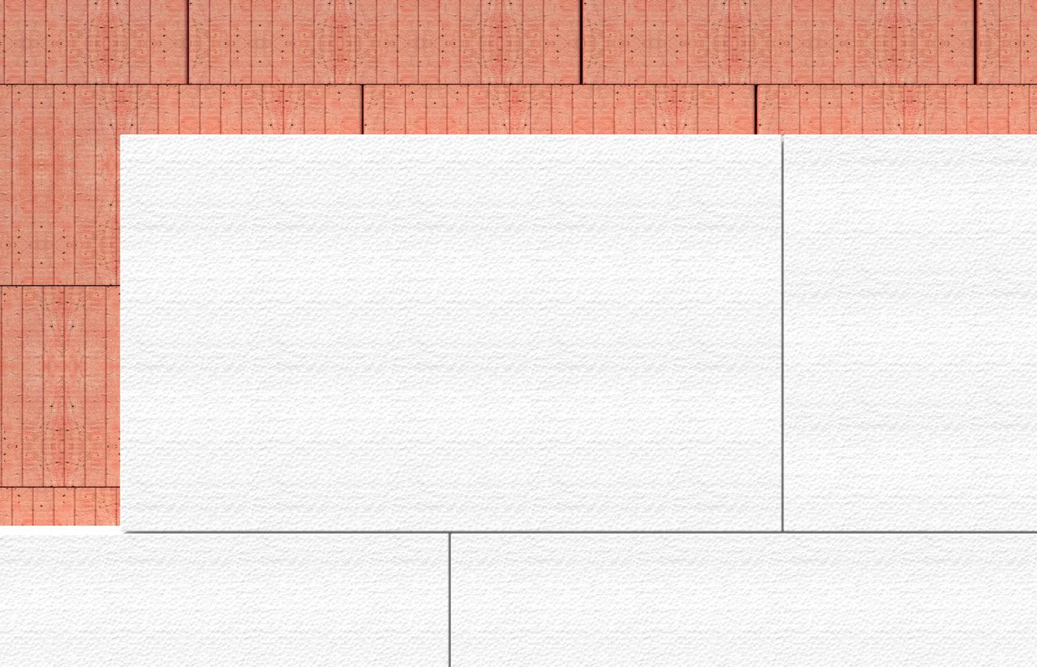 Rote Ziegel im Hintergrund, darüber weiße Ytong-Steine übereinander gestapelt. Baustellenmuster mit einem Kontrast von Texturen.