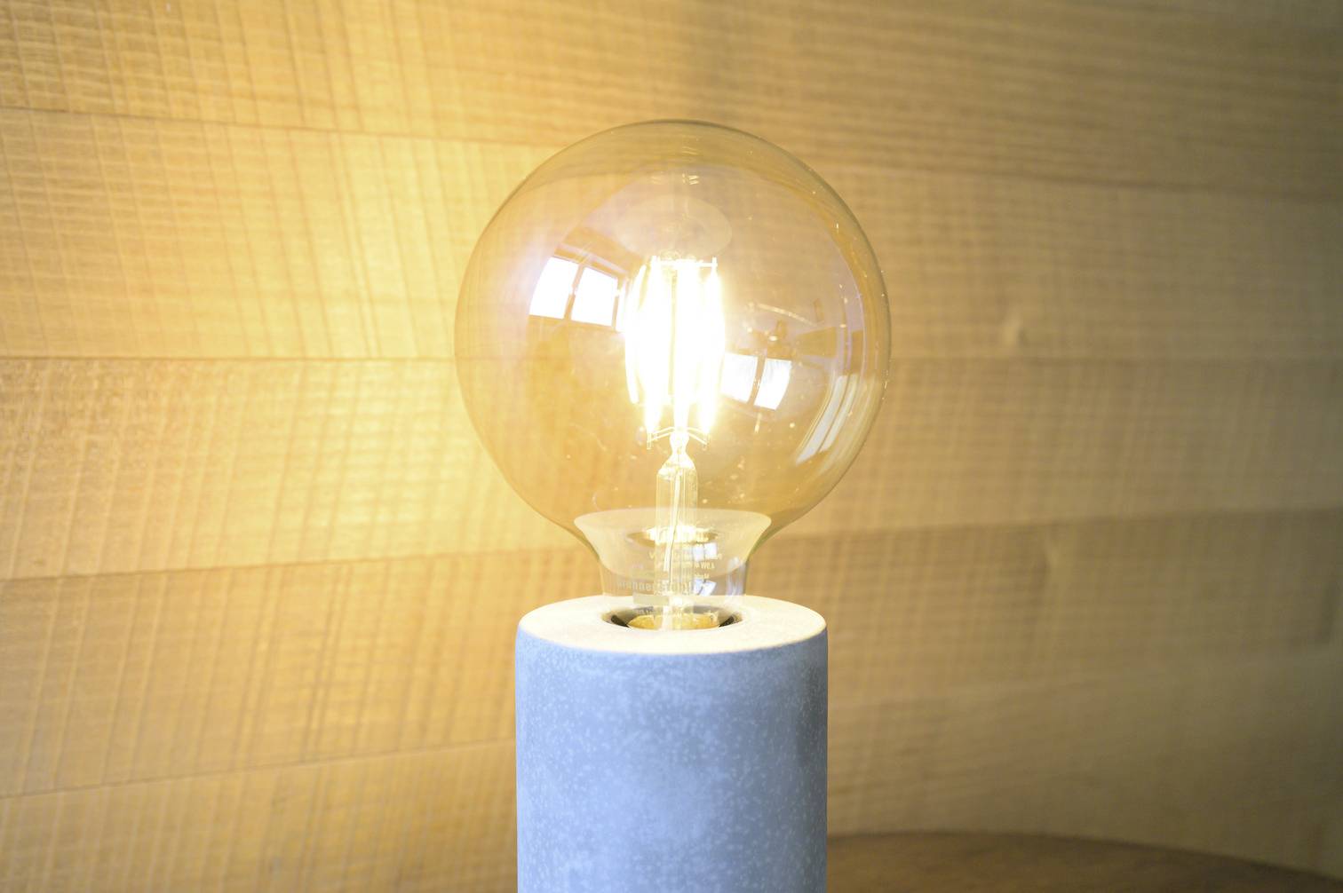 Brennenstuhl LED-Leuchtmittel EEK: F (A - G) E27 4.9 W Gold