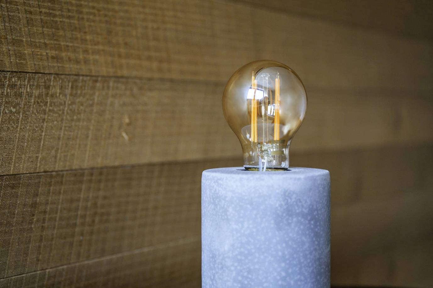 Brennenstuhl LED-Leuchtmittel EEK: F (A - G) 4.9W Gold