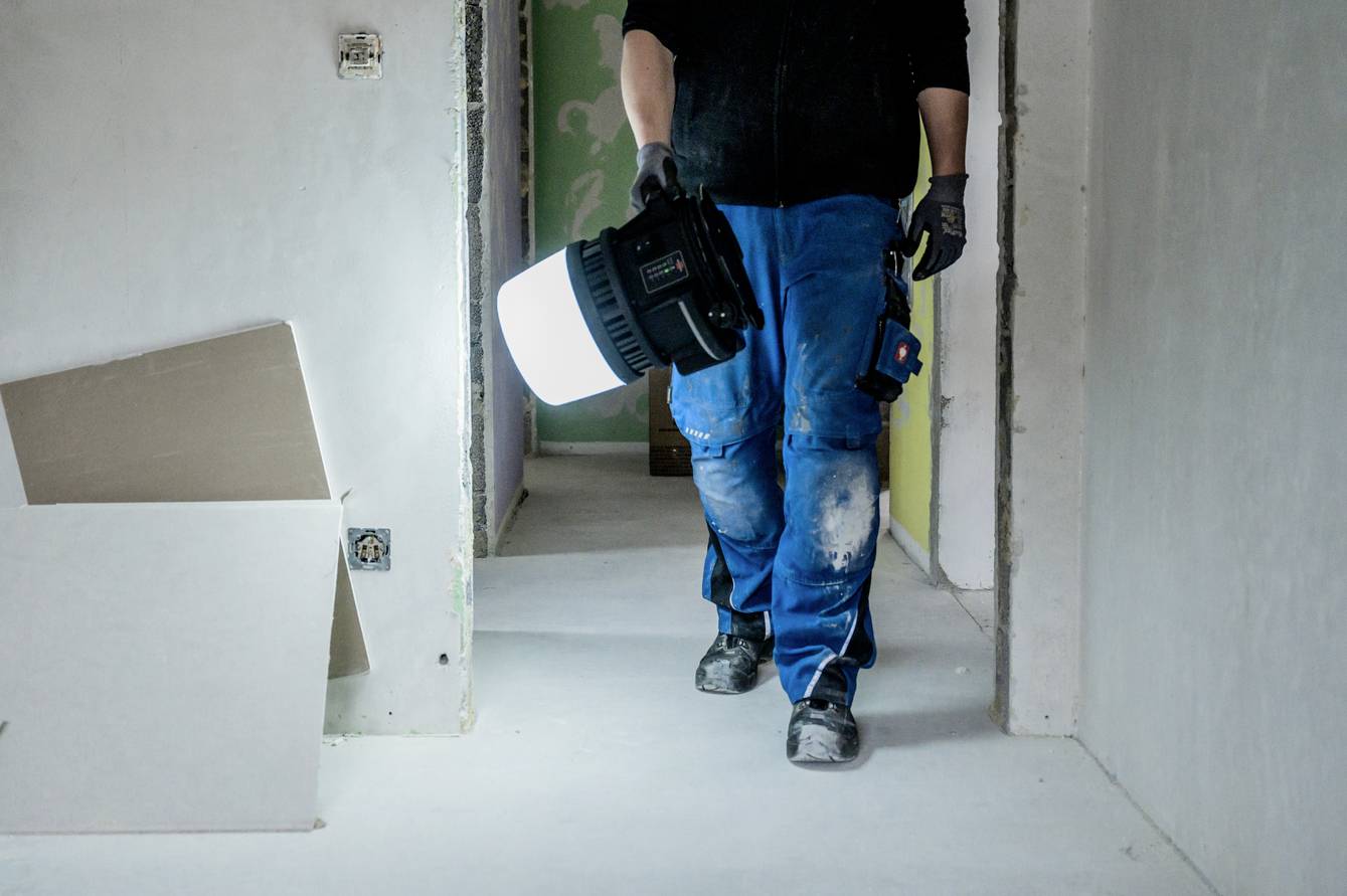 Brennenstuhl Multi Battery 12050 MH Akku-Baustrahler EEK E (A - G) 100W 12000lm Kaltweiß 1173700003