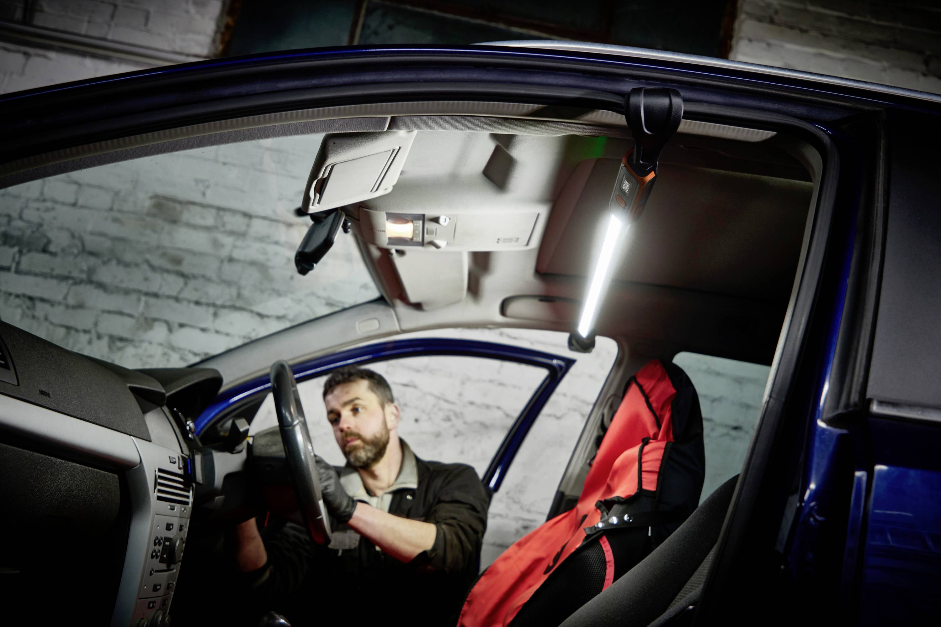 Osram Automotive LEDIL415 LEDinspect RECHARGEABLE UNDERBONNET LIGHT LED Motorhaubenleuchte akkubetrieben, über USB 16.28W 1200lm