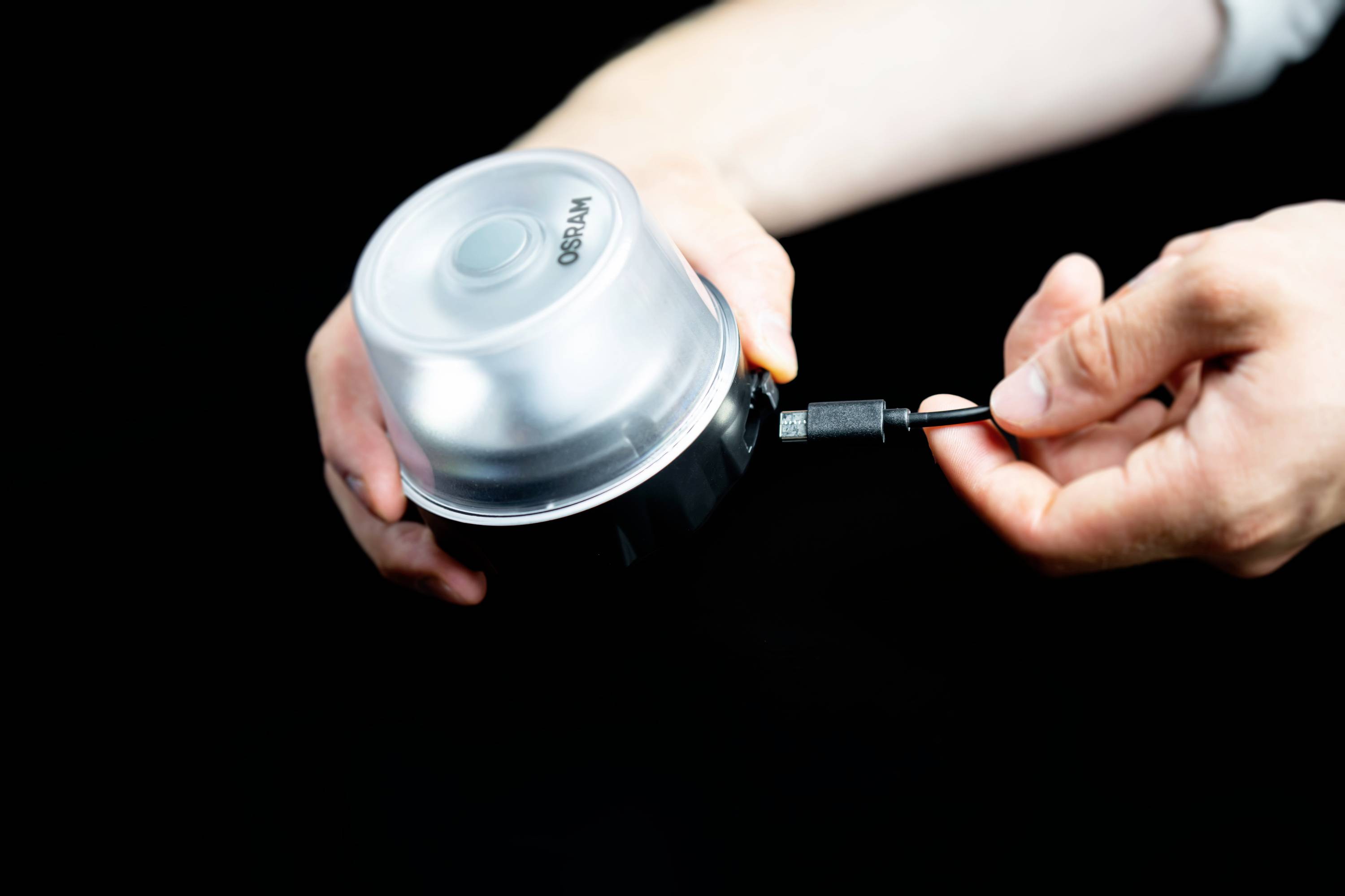 Osram Automotive LEDSL104 ROAD FLARE Signal TA20 Warnblinkleuchte LED-Leuchte, Magnethalter Pkw, Lkw, Quad, SUV, ATV, Wohnmobile