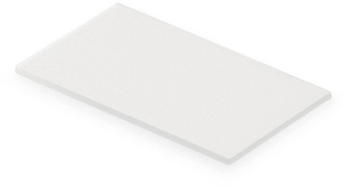 Ein rechteckiges, weißes Kunststoffstück mit glatter Oberfläche, vermutlich als Baumaterial oder Bauteil für verschiedene Anwendungen verwendet.